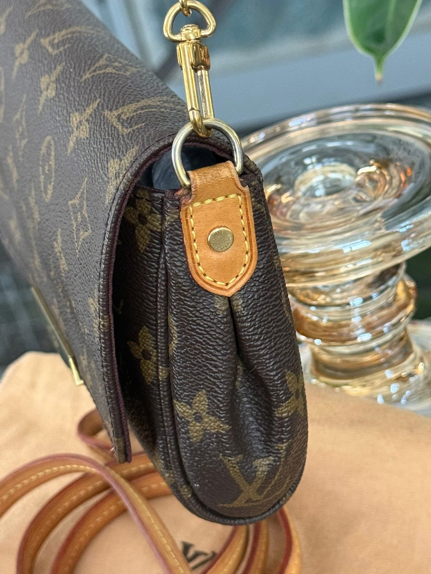 Favorite PM in Monogram with Original Strap, Dustbag, Box and Paper Bag 🗓️ Year: 2014