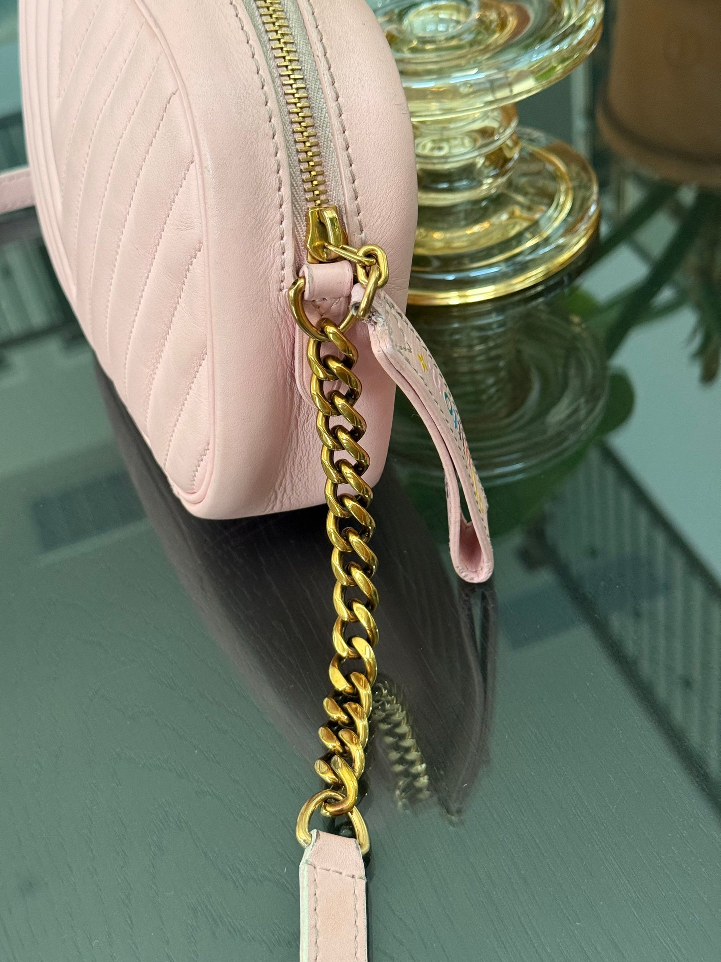 New Wave Camera Bag -🗓️ Year: 2019