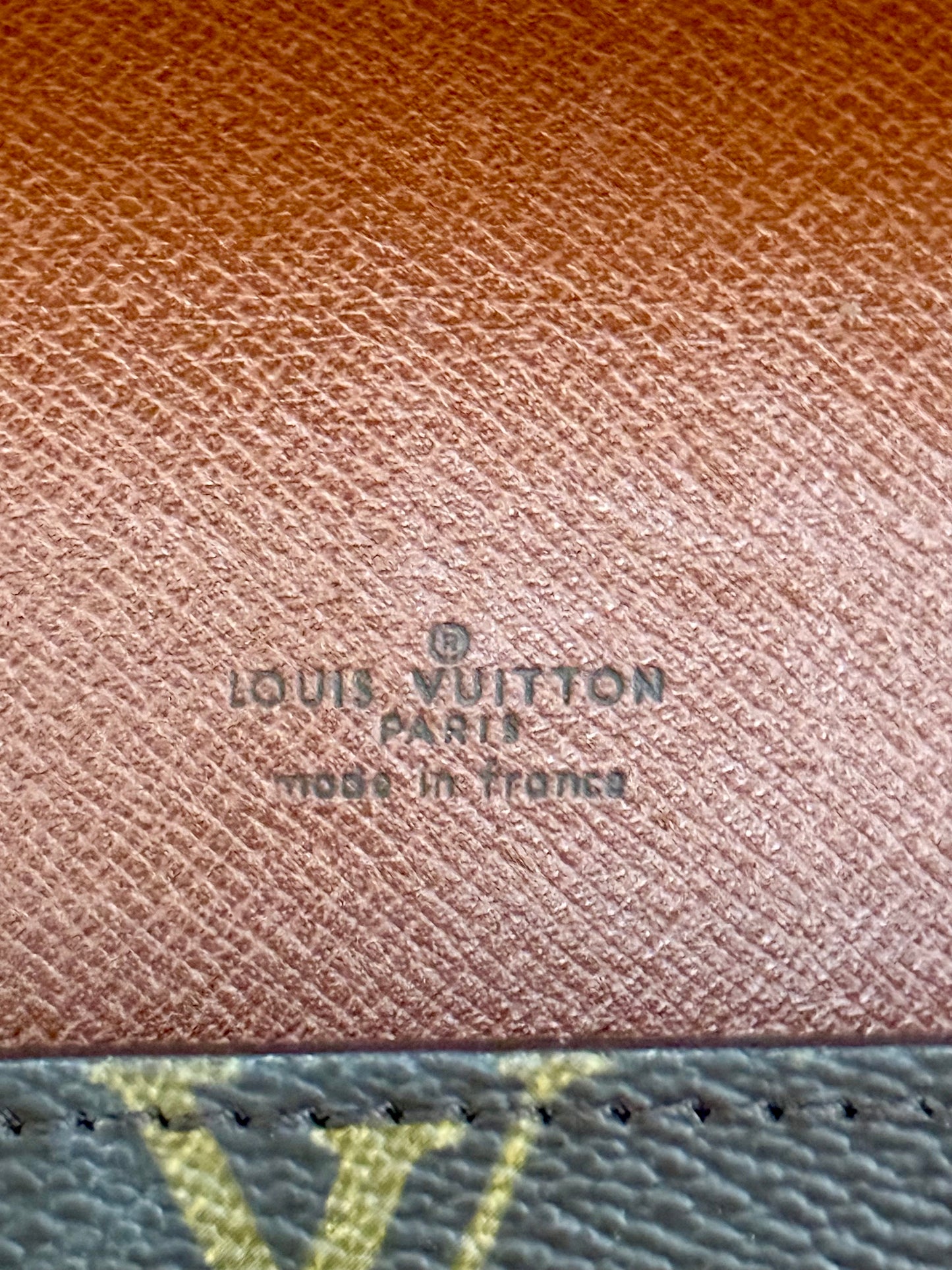 Chaillot Clutch w/ Dustbag 🗓️ Year: 1987