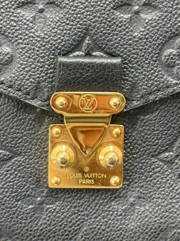 Pochette Metis Emptiente Noir with Box, Dustbag, Insert Organizer, Box and Paper bag -Microchip & Authenticed