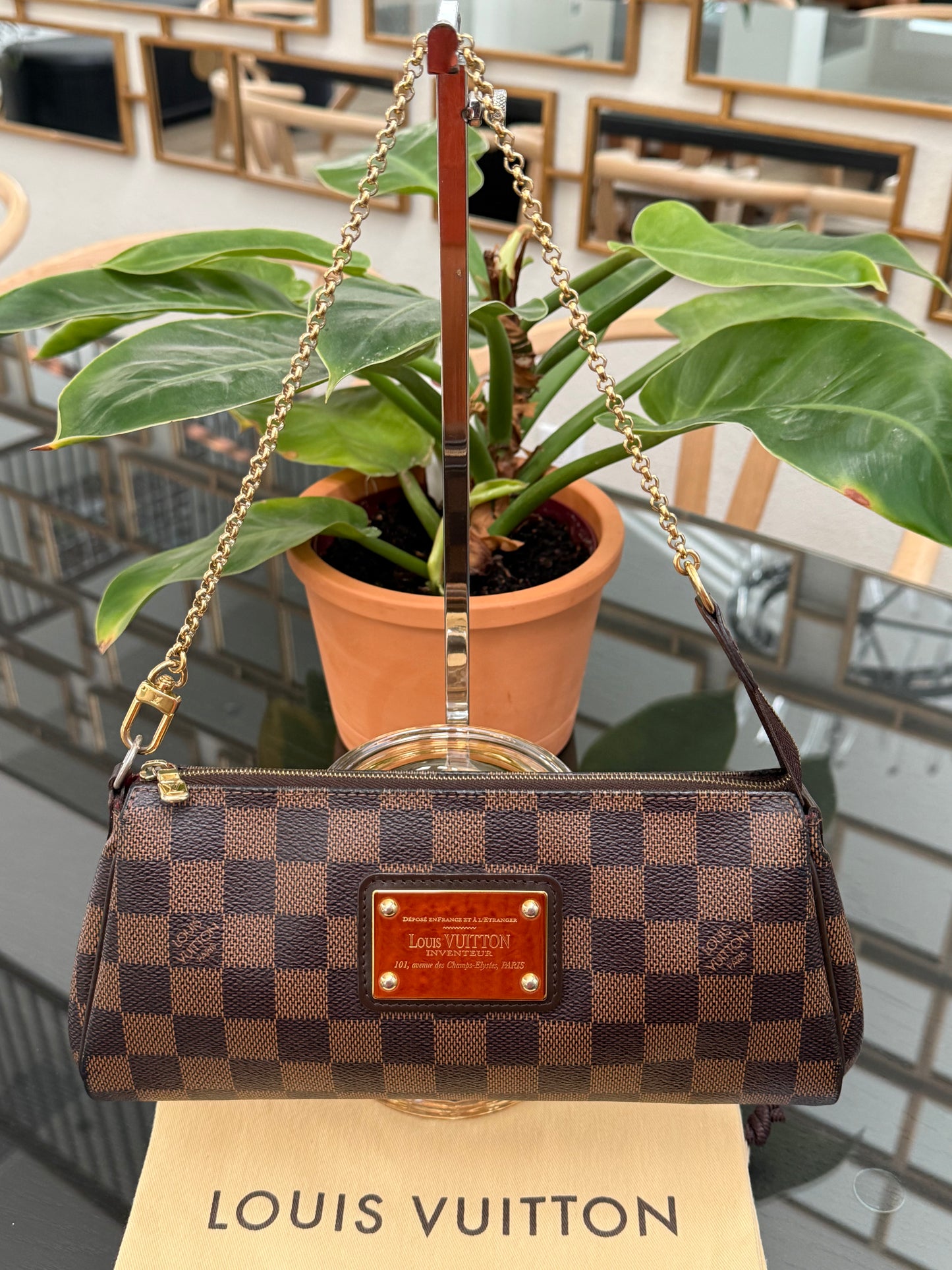 Eva Clutch in DE with Dustbag, Insert Organizer, Box and Paper bag 🗓️ Year: 2013