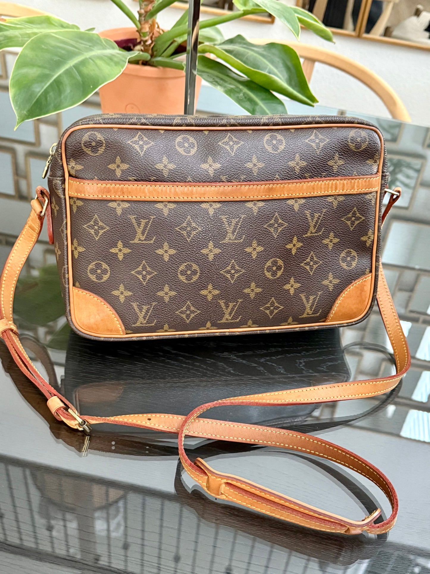 Trocadero 30 🗓️ Year: 2003