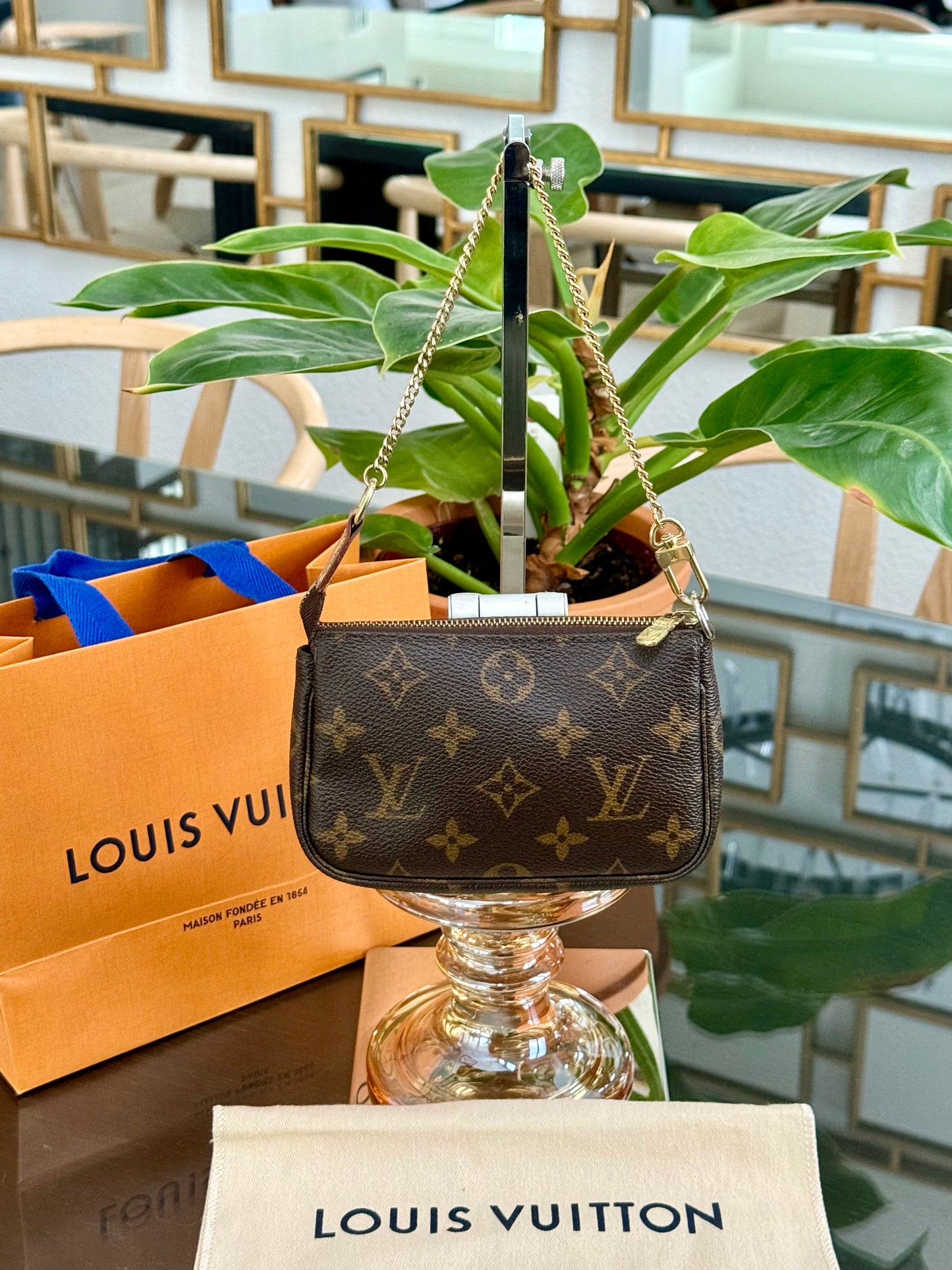 Mini Pochette Accessories with Dustbag and Paper bag -🗓️ Year: 2000
