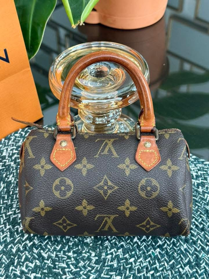 🍒Mini Speedy with Non Branded Strap🍒Circa 80’s