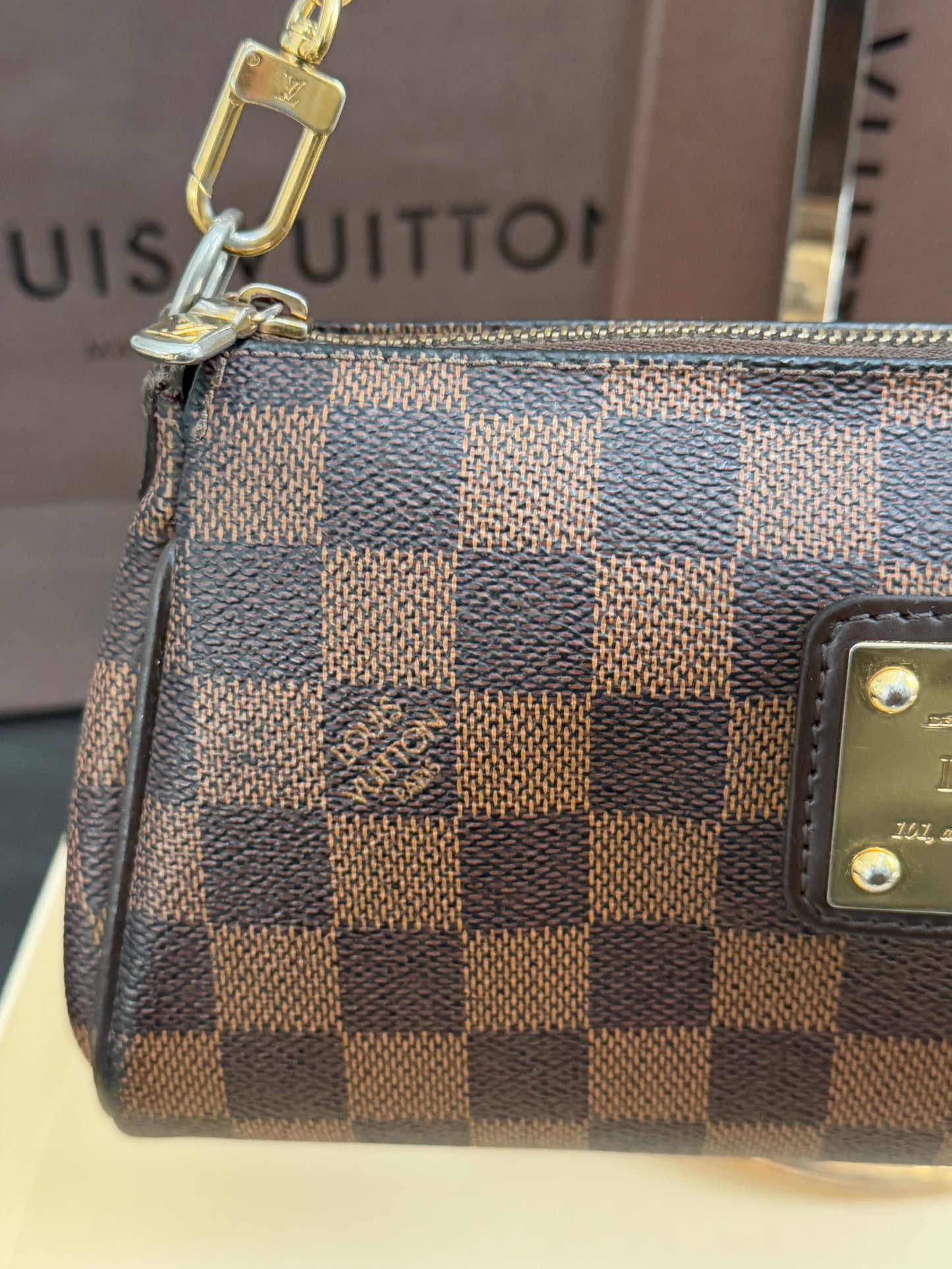 Eva Clutch in DE with Dustbag,Box and Paper bag-🗓️ Year: 2010