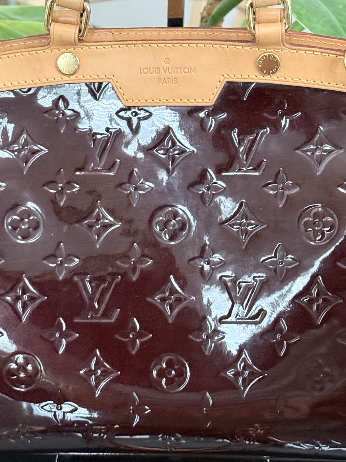 Vernis Brea MM Amarante with Original Strap , Dustbag and Insert Organizer 🗓️ Year: 2013
