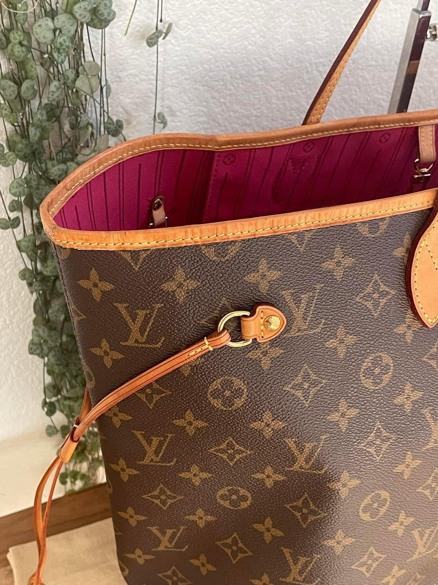Neverfull GM in Peony with Dustbag - 📅 Year: 2011