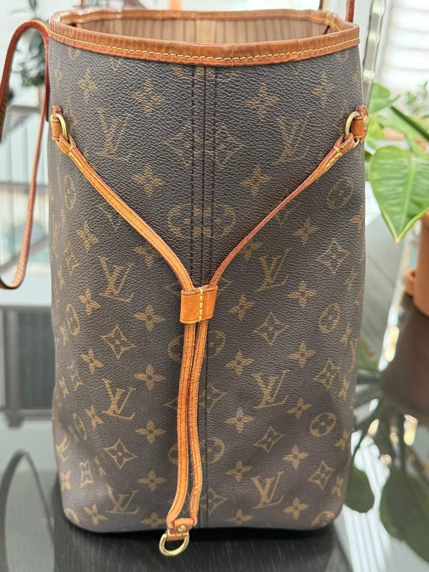 Neverfull GM in Monogram with Insert Organizer 📅 Year: 2011