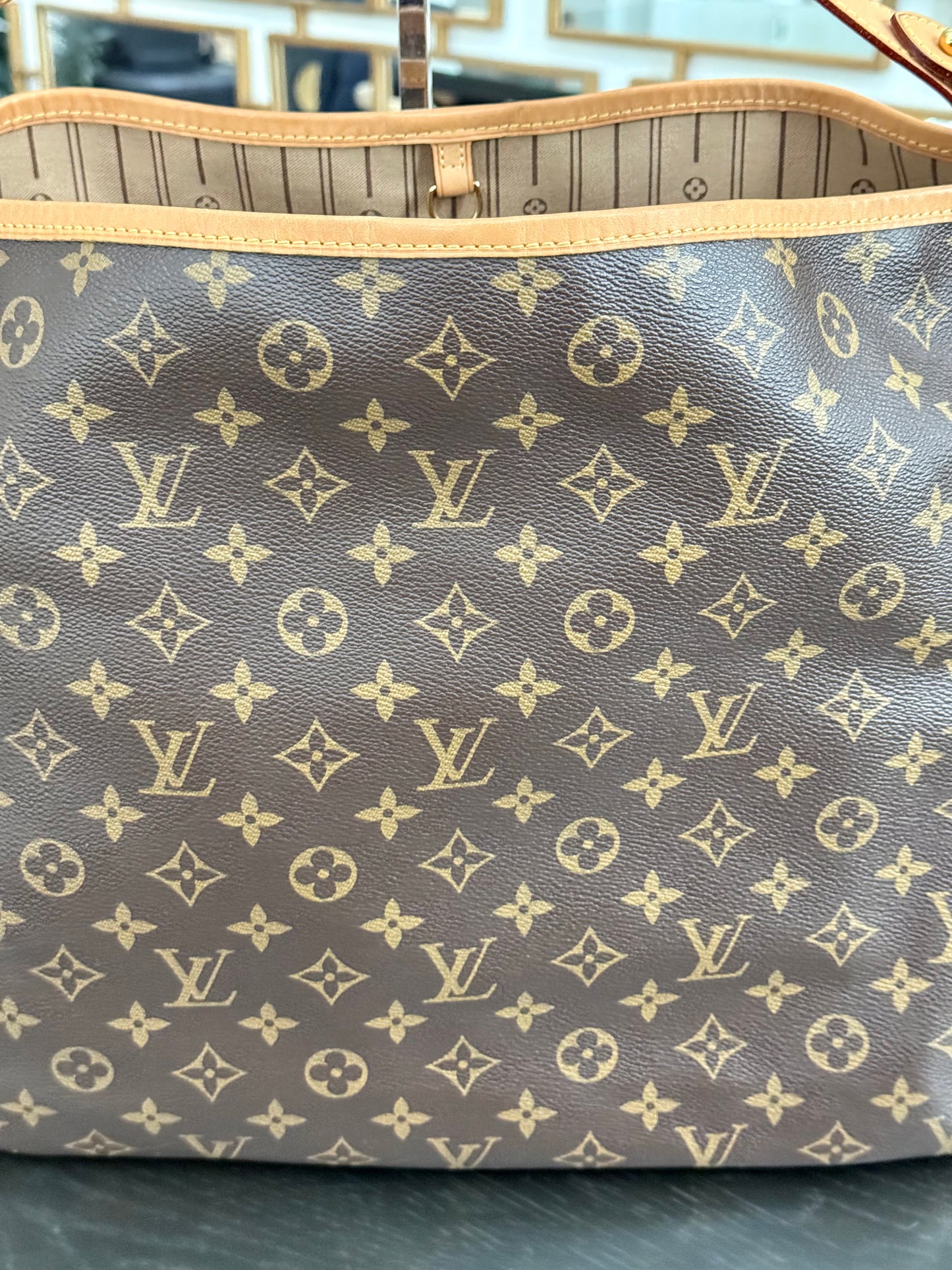 Delightful MM with Dustbag 📅 Year: 2010