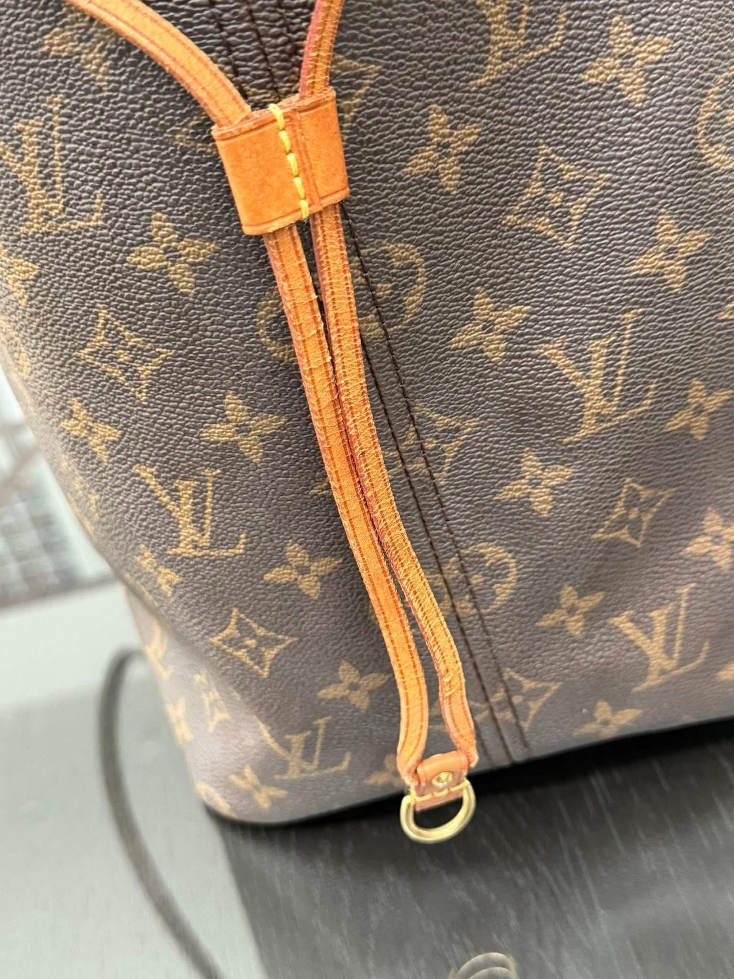 Neverfull GM in Monogram with Insert Organizer 📅 Year: 2011