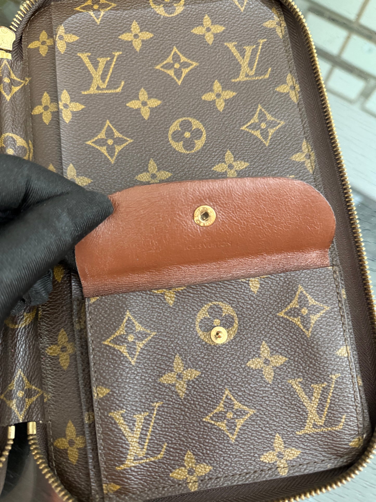 Monogram Escapade Travel Organizer - 🗓️ Year: 1991