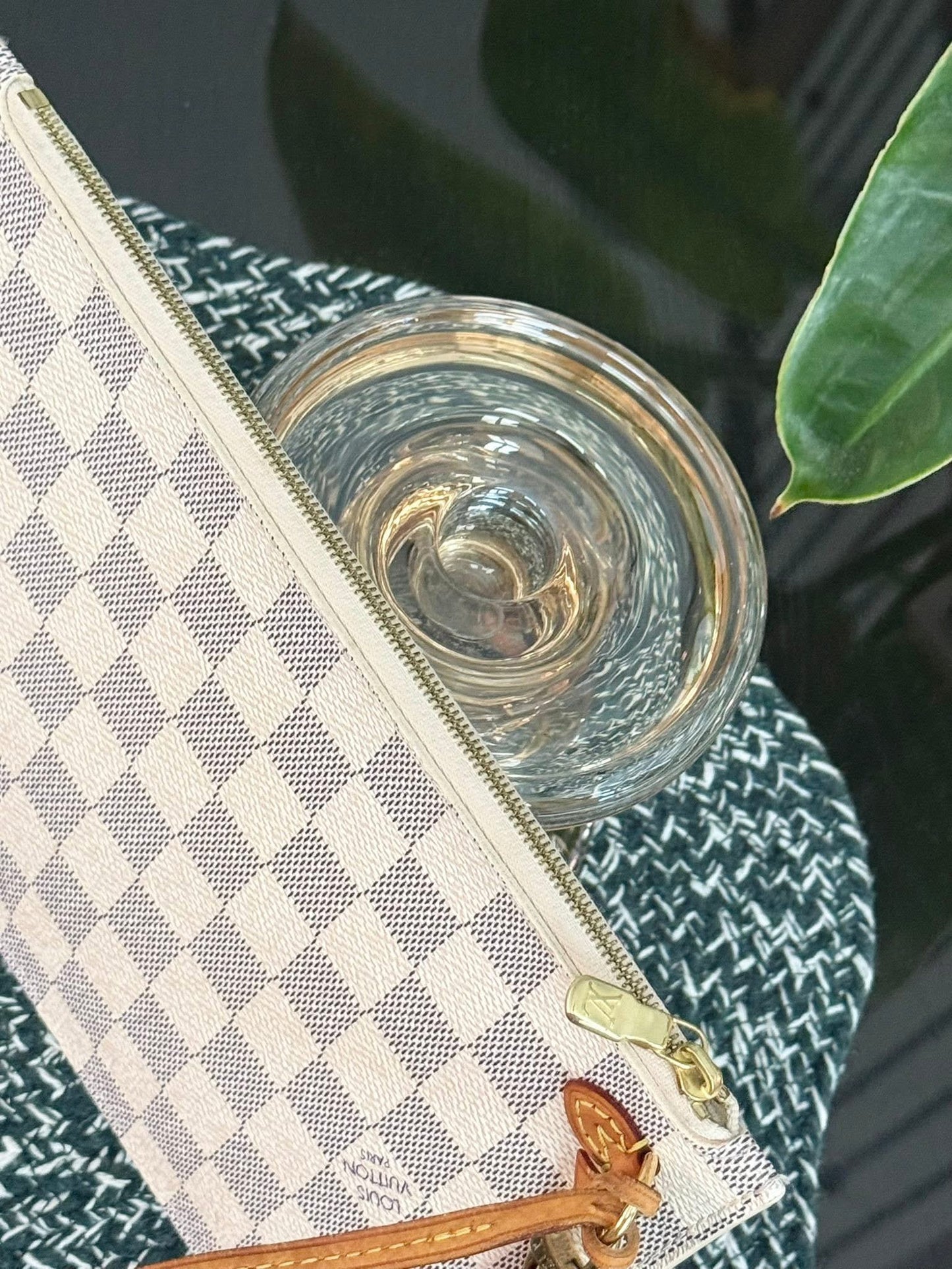 Neverfull MM/GM Pouch in Azur 🗓️ Year: 2014