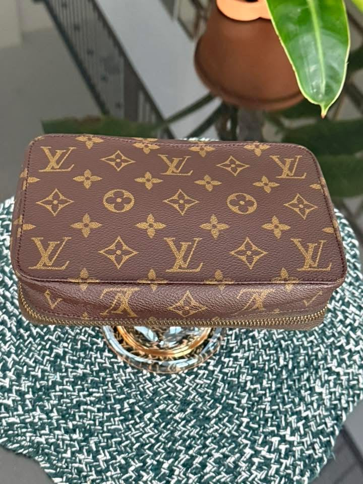 Poche Monte Carlo GM Jewelry Case 🗓️ Year: 1992