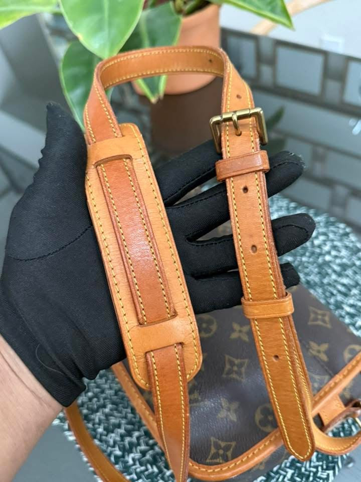 Sologne Crossbody 📅 Year: 2000
