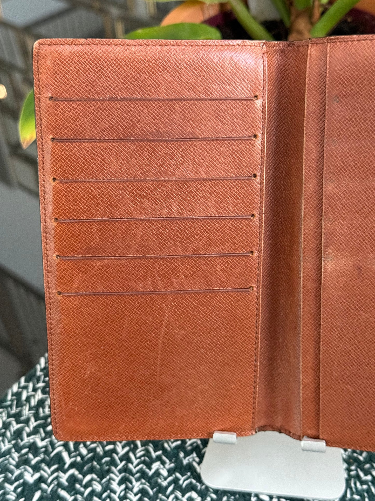 Monogram Checkbook Wallet with 6 Cardholders 🗓️ Year: 1990