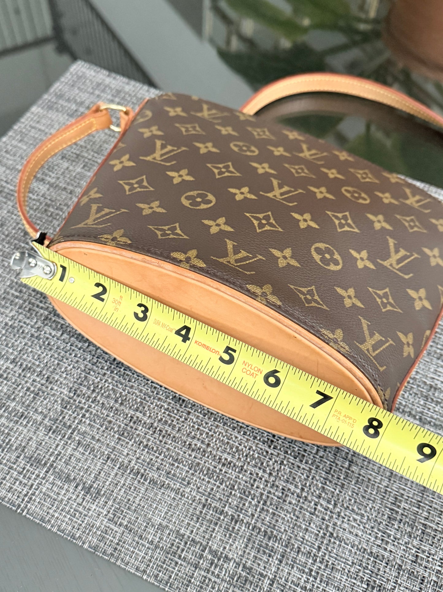 Drouot Crossbody-🗓️ Year 1999