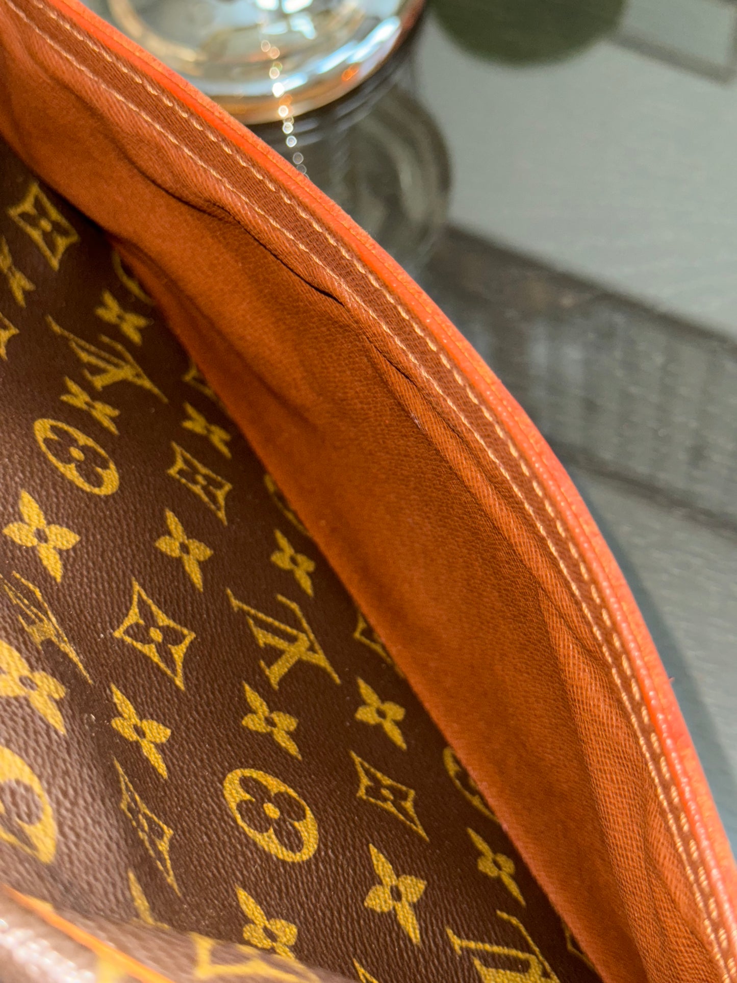 Trocadero 30 🗓️ Year: 2003