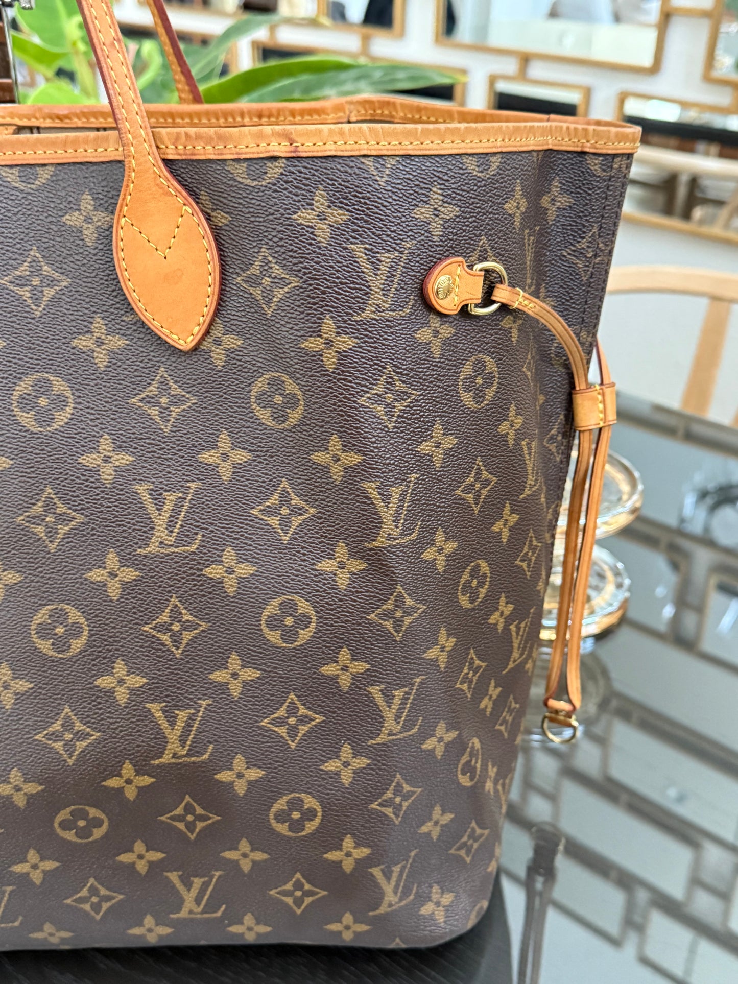 Neverfull GM with Dustbag and Insert Organizer 📅 Year: 2012