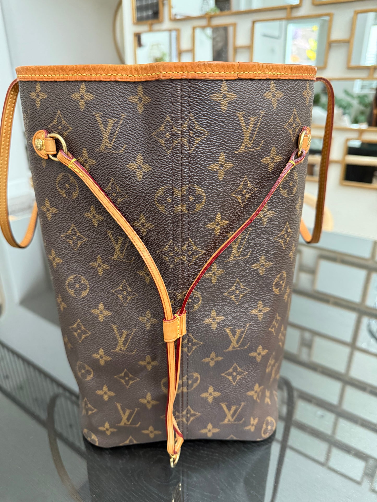 Neverfull GM with Dustbag and Insert Organizer 📅 Year: 2009