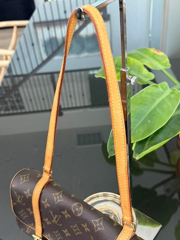 Monogram Marelle Shoulder Bag with Dustbag 🗓️ Year: 2004
