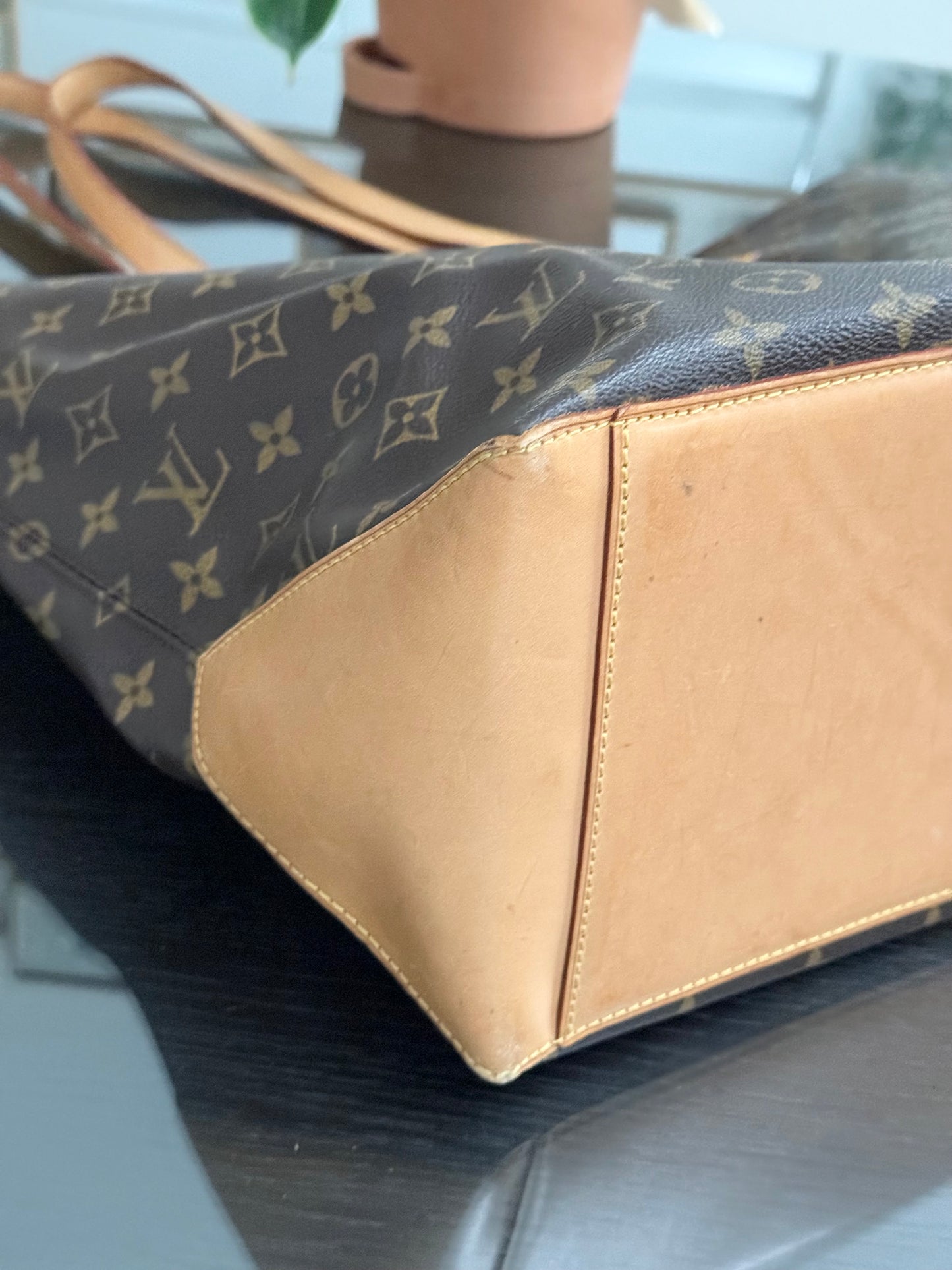 Cabas Alto in Monogram 🗓️ Year: 2002