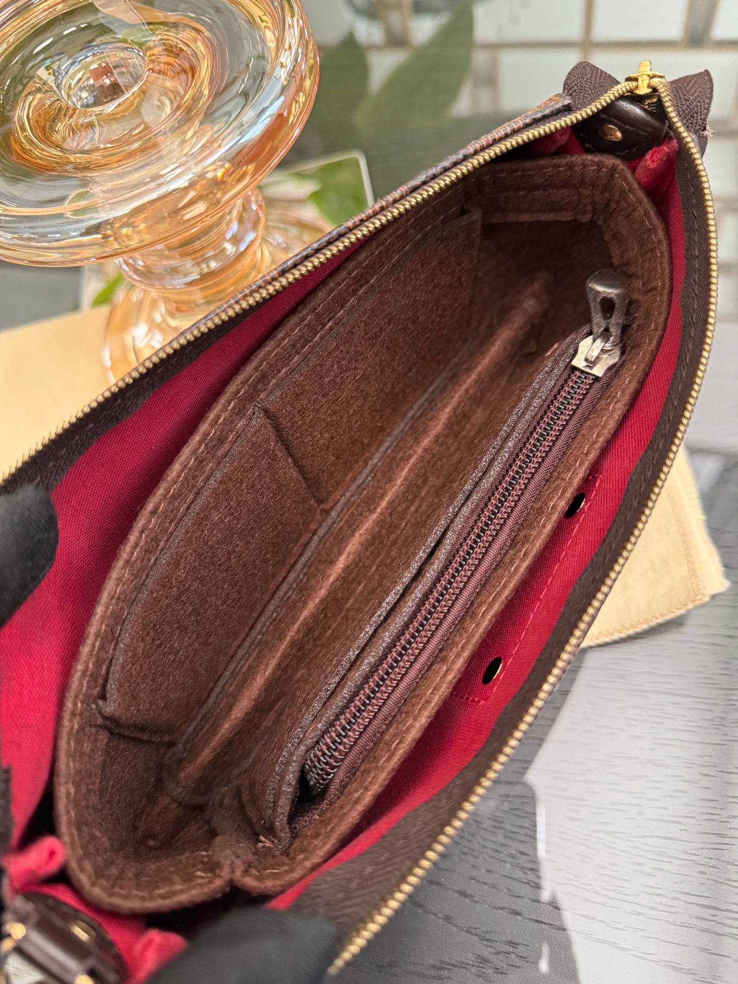 Eva Clutch in DE with Dustbag, Insert Organizer, Box and Paper bag🗓️ Year: 2010