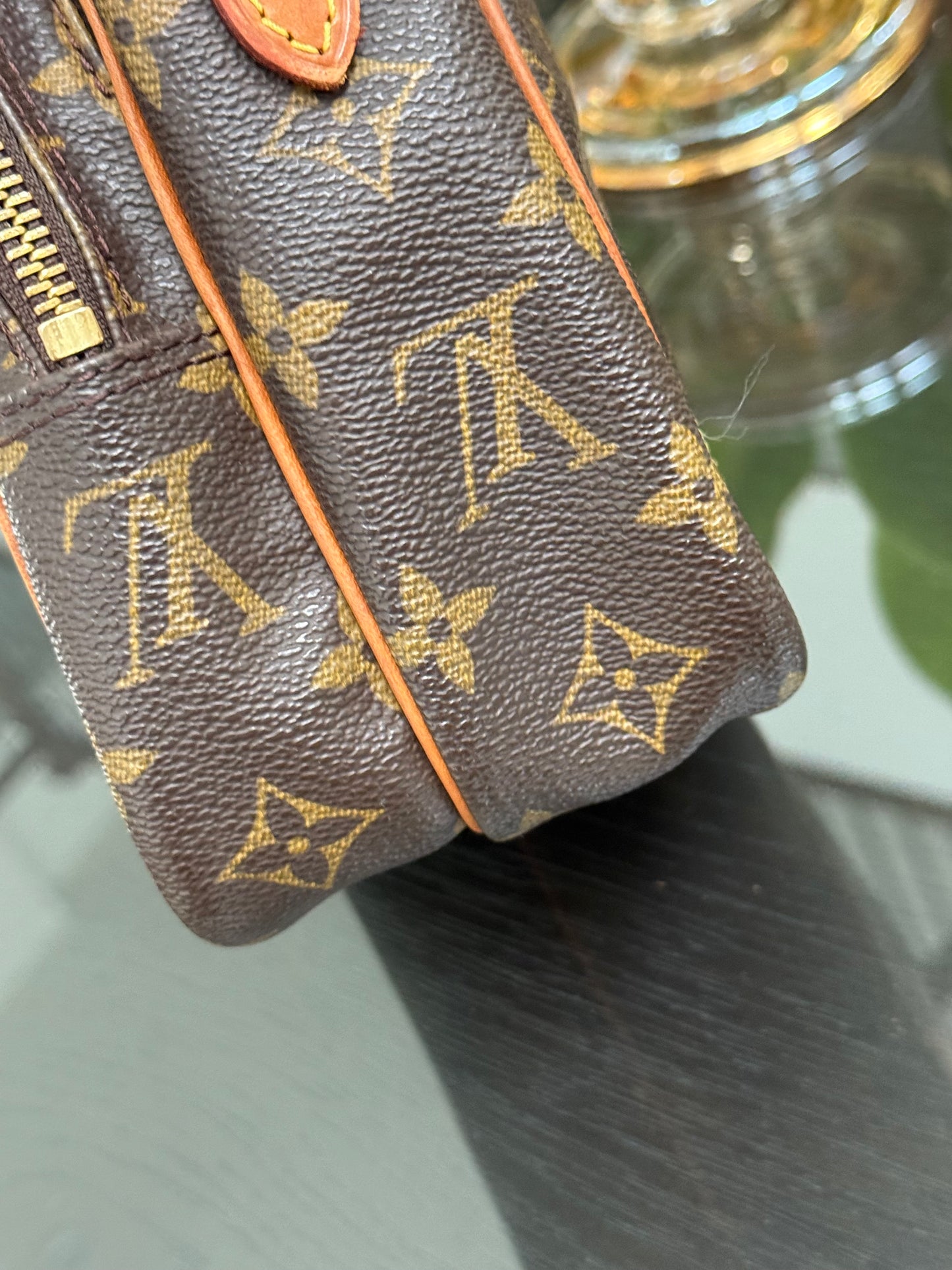 Amazon Crossbody Bag -Year: 1999