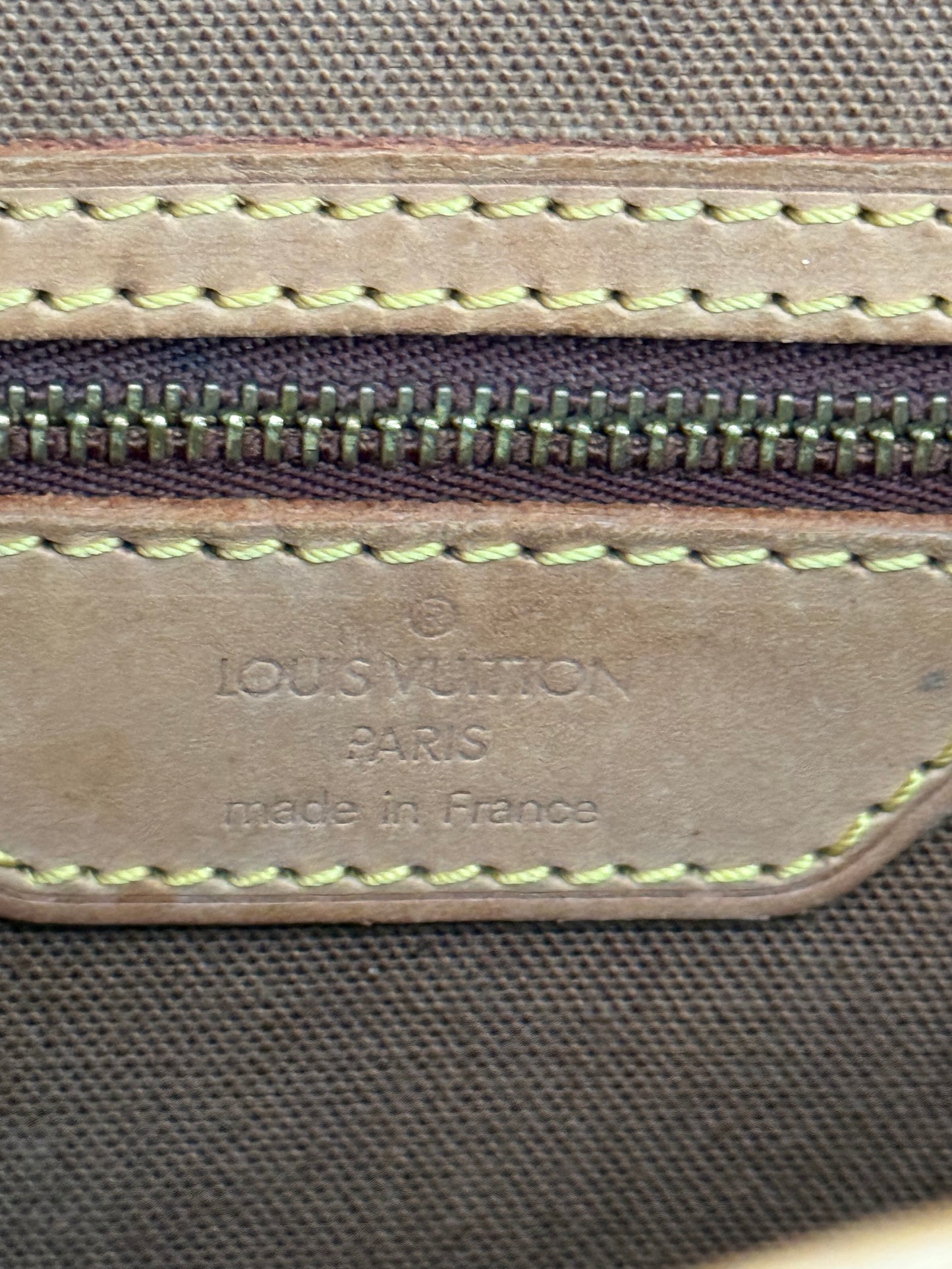 Gibeciere MM Crossbody Messenger -
📅 Year: 1991