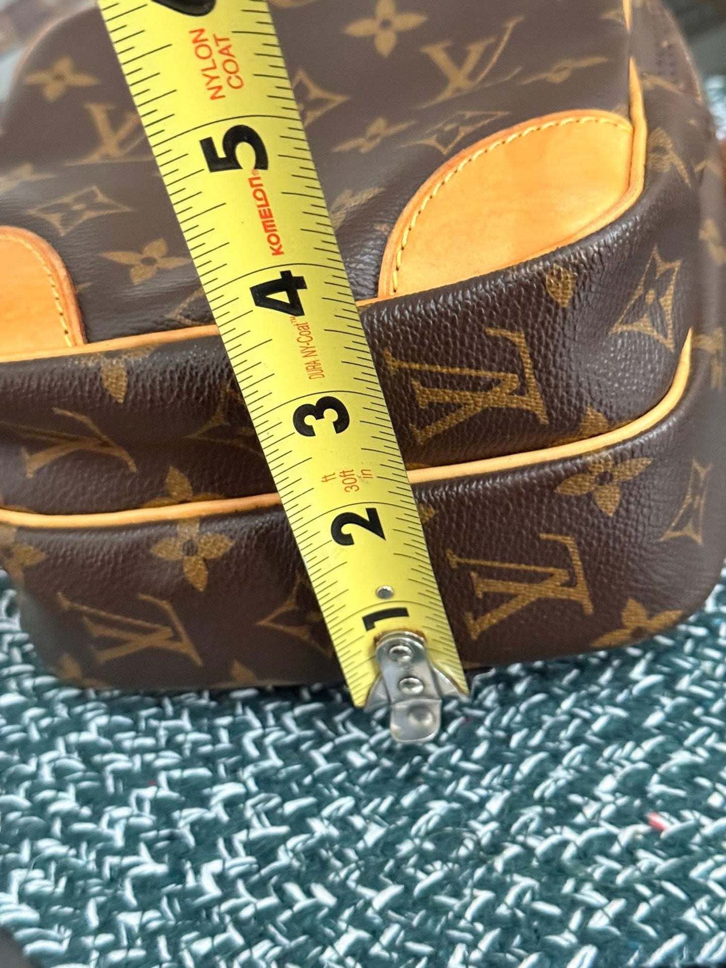 Amazon PM Crossbody 🗓️ Year: 2007