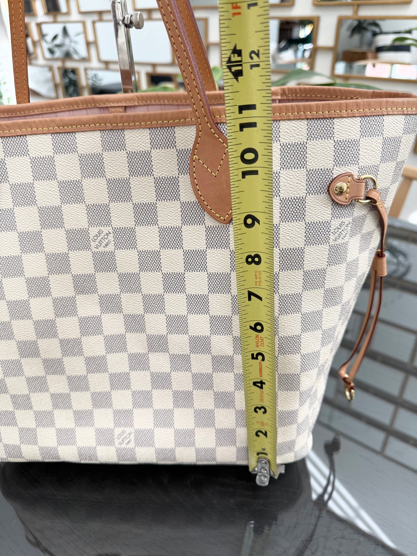Neverfull MM Azur in Rose Ballerine with Dustbag 📅 Year: 2020