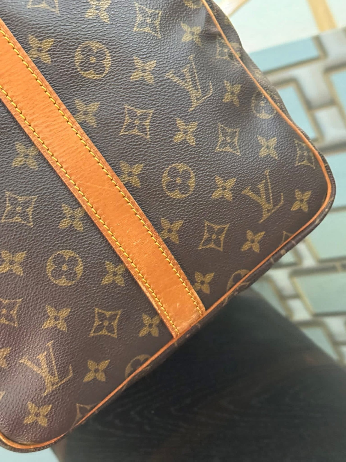 Keepall 55 Bandoulier with Original Strap, Luggage tag and Poignet 🗓️ Year: 1988