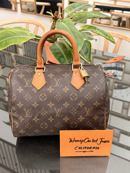 Speedy 25 in Monogram with Lock 🔐 and Key -🗓️ Year: 2000