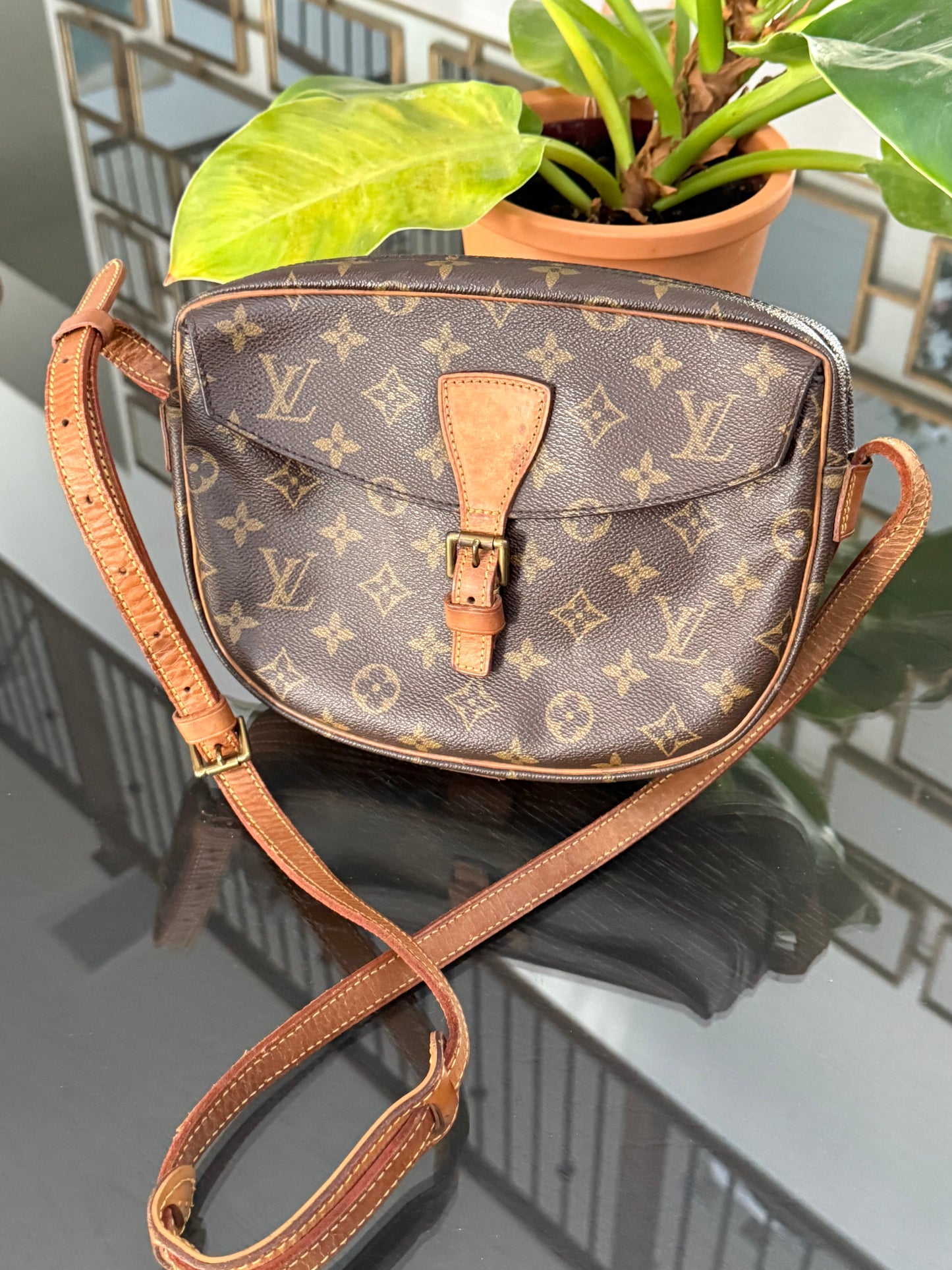 Jeaunefille MM Crossbody -Year: 1990