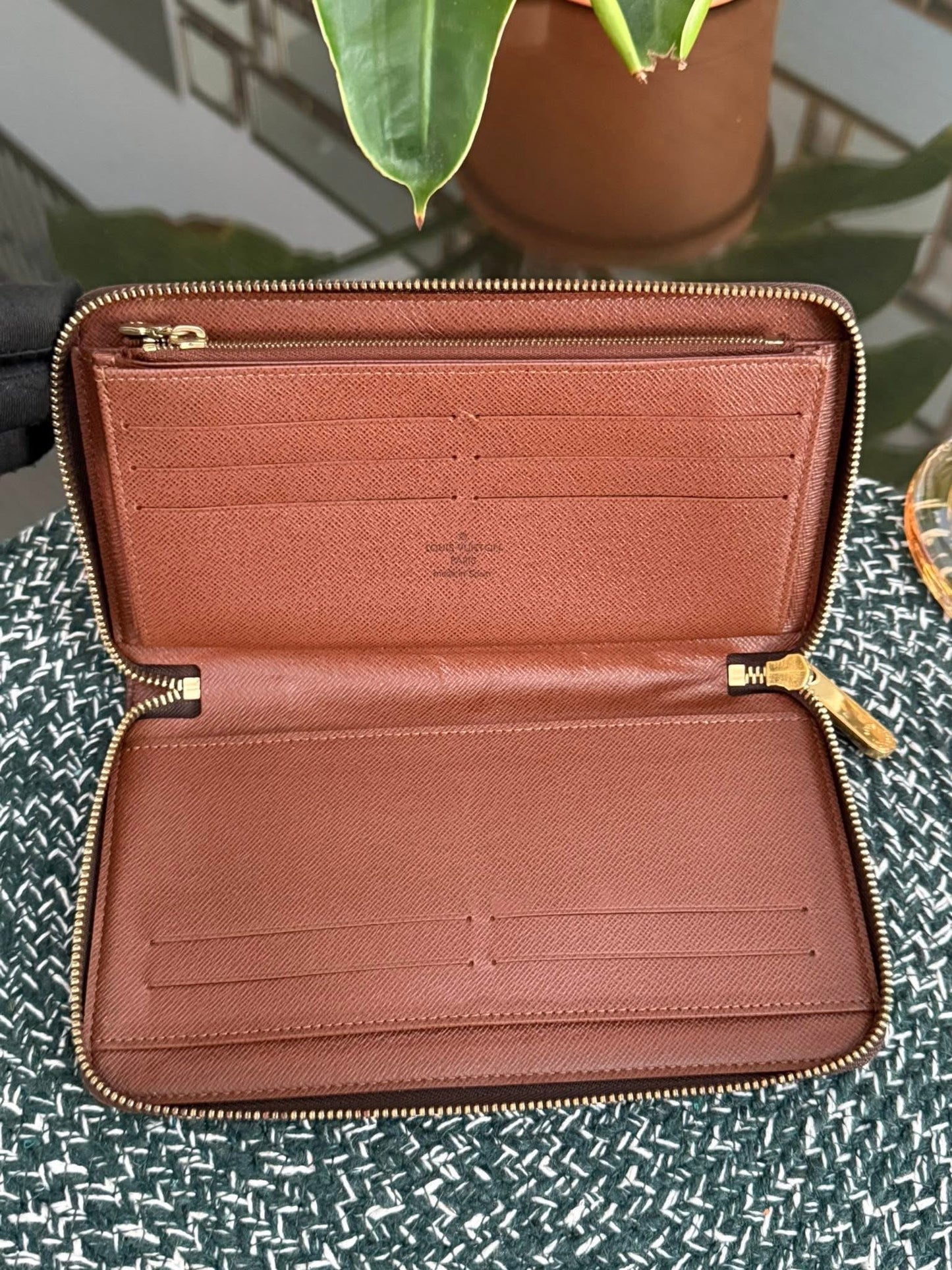 Monogram Zippy Wallet Organizer (Newer Model) 🗓️ Year: 2020