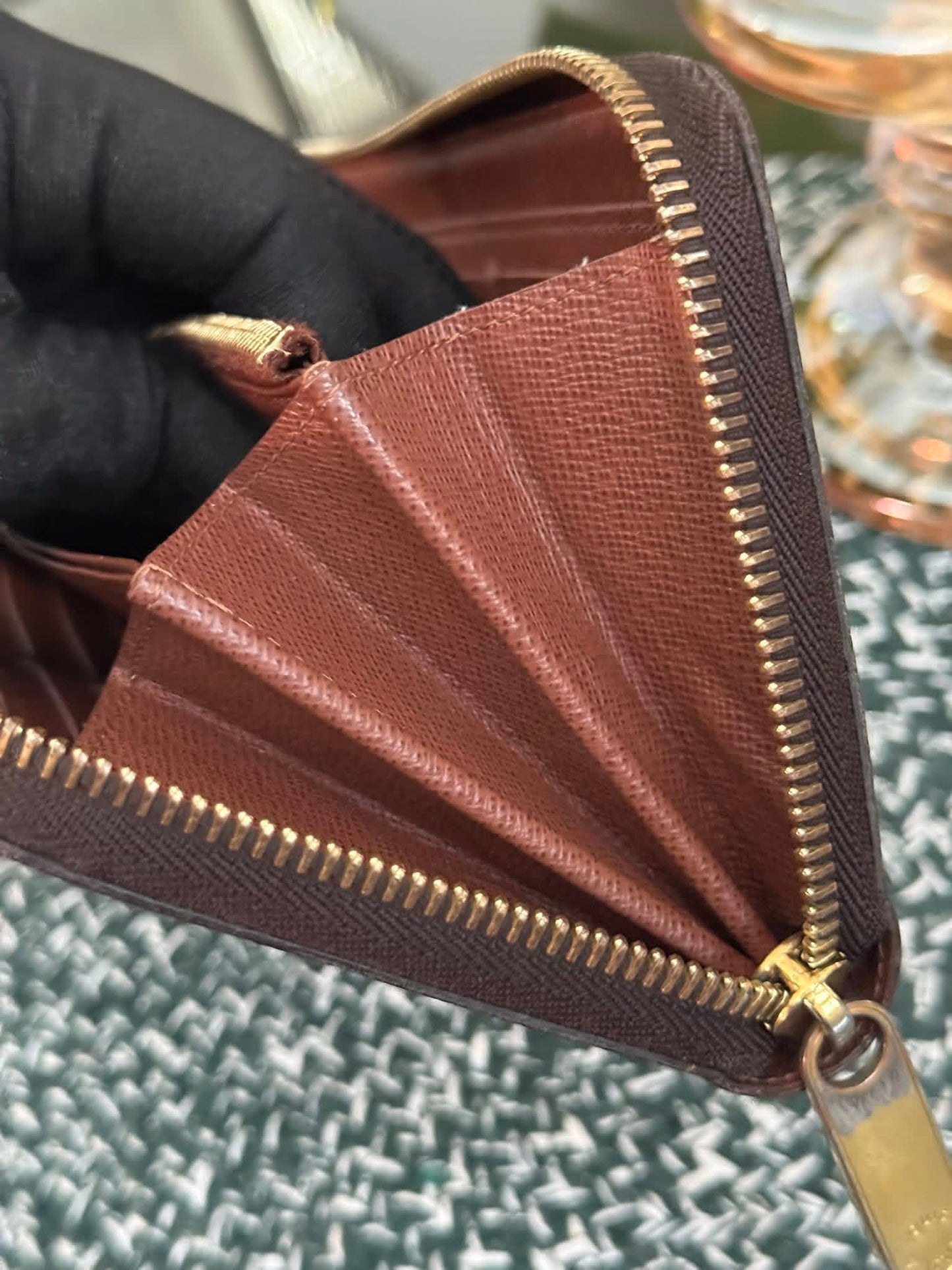 Monogram Zippy Long Wallet 🗓️ Year: 2018