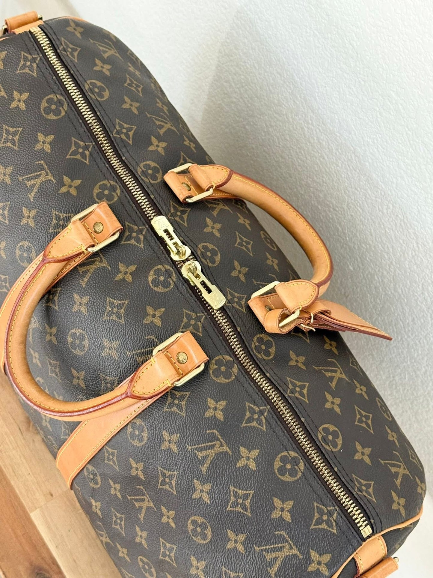 Keepall 45 Bandoulier with Original Strap, Luggage tag and Poignet 📅 Year: 1998
