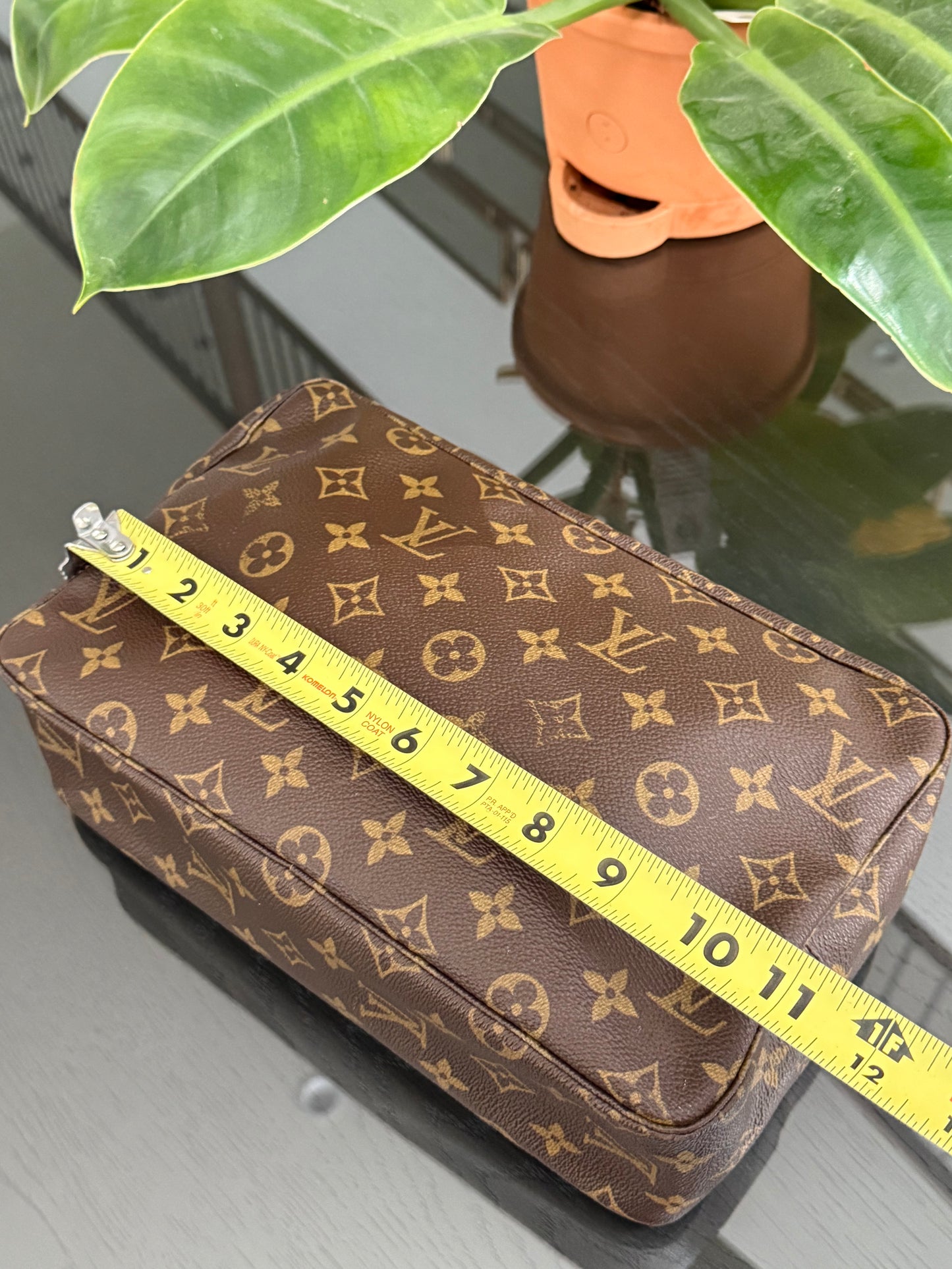 Trousse 28 📅 Year: 1987