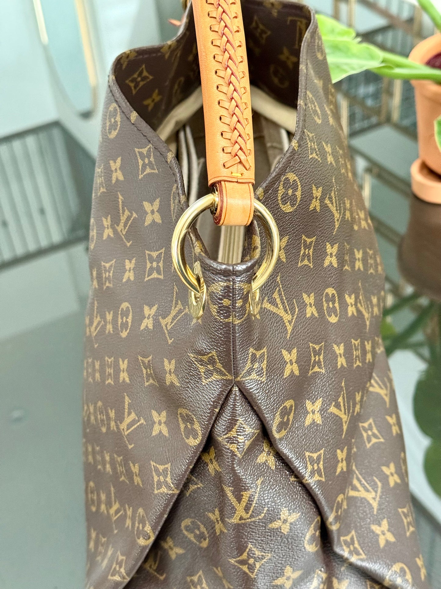 Artsy MM with Dustbag and Insert Organizer - 📅 Year: 2011