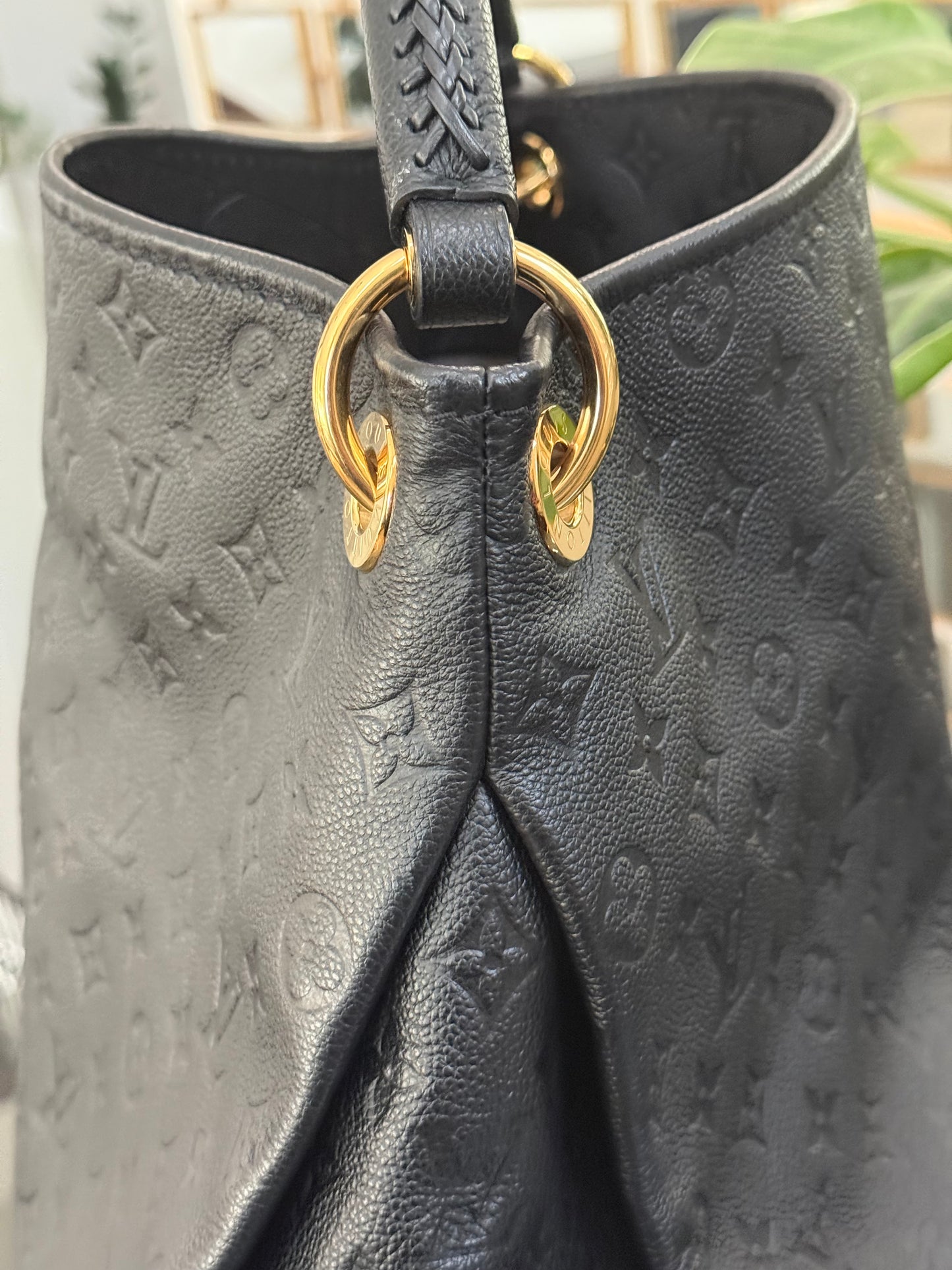 Artsy MM Empriente Black with Dustbag - 📅 Microchip and Authenticated