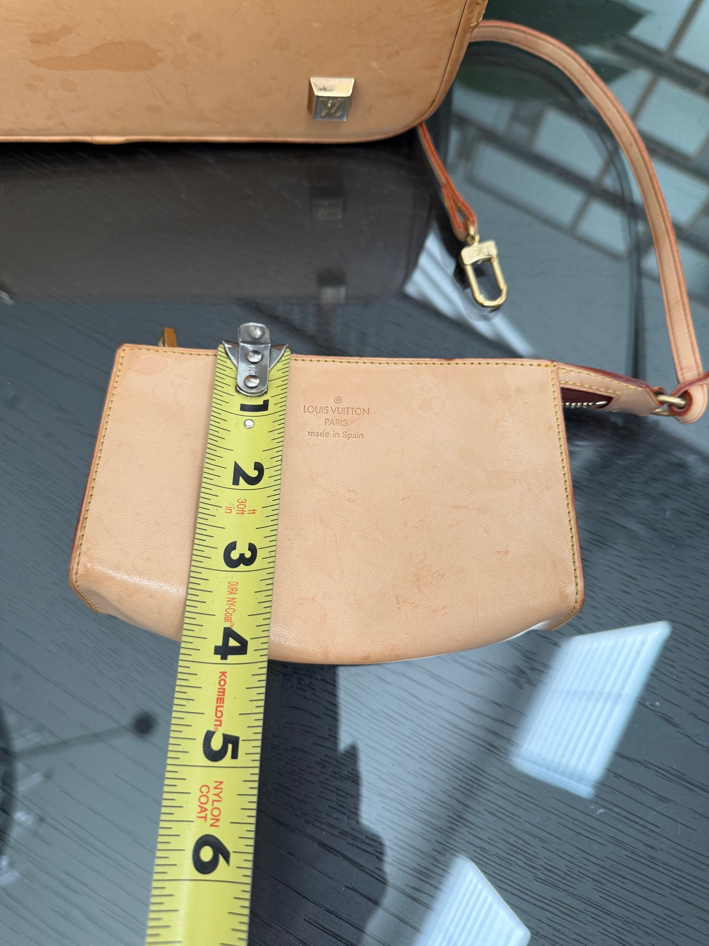 Sac Ambre Vinyl MM Bucket with Pouch 📅 Year: 2003