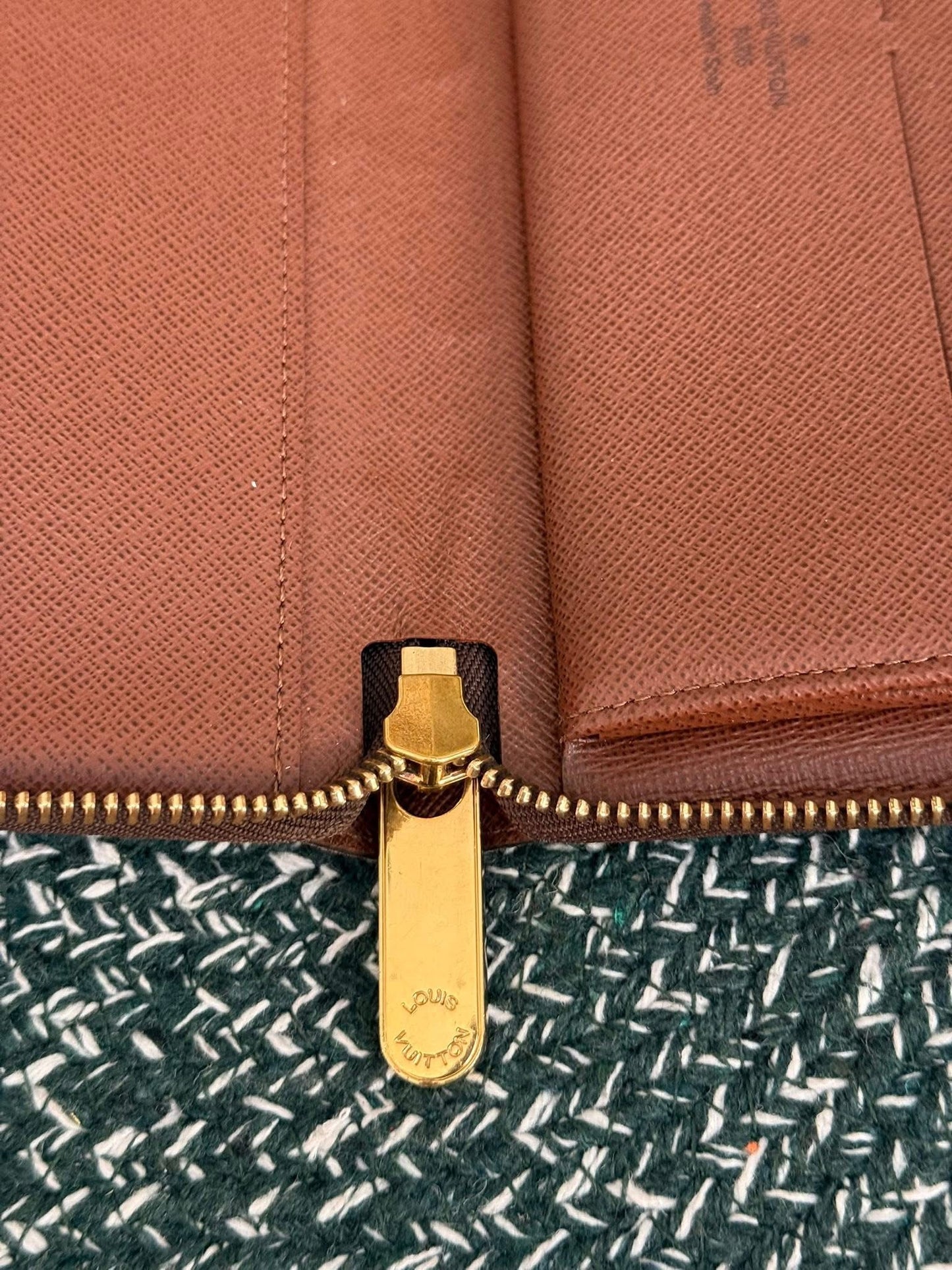 Monogram Zippy Wallet Organizer (Newer Model) 🗓️ Year: 2020