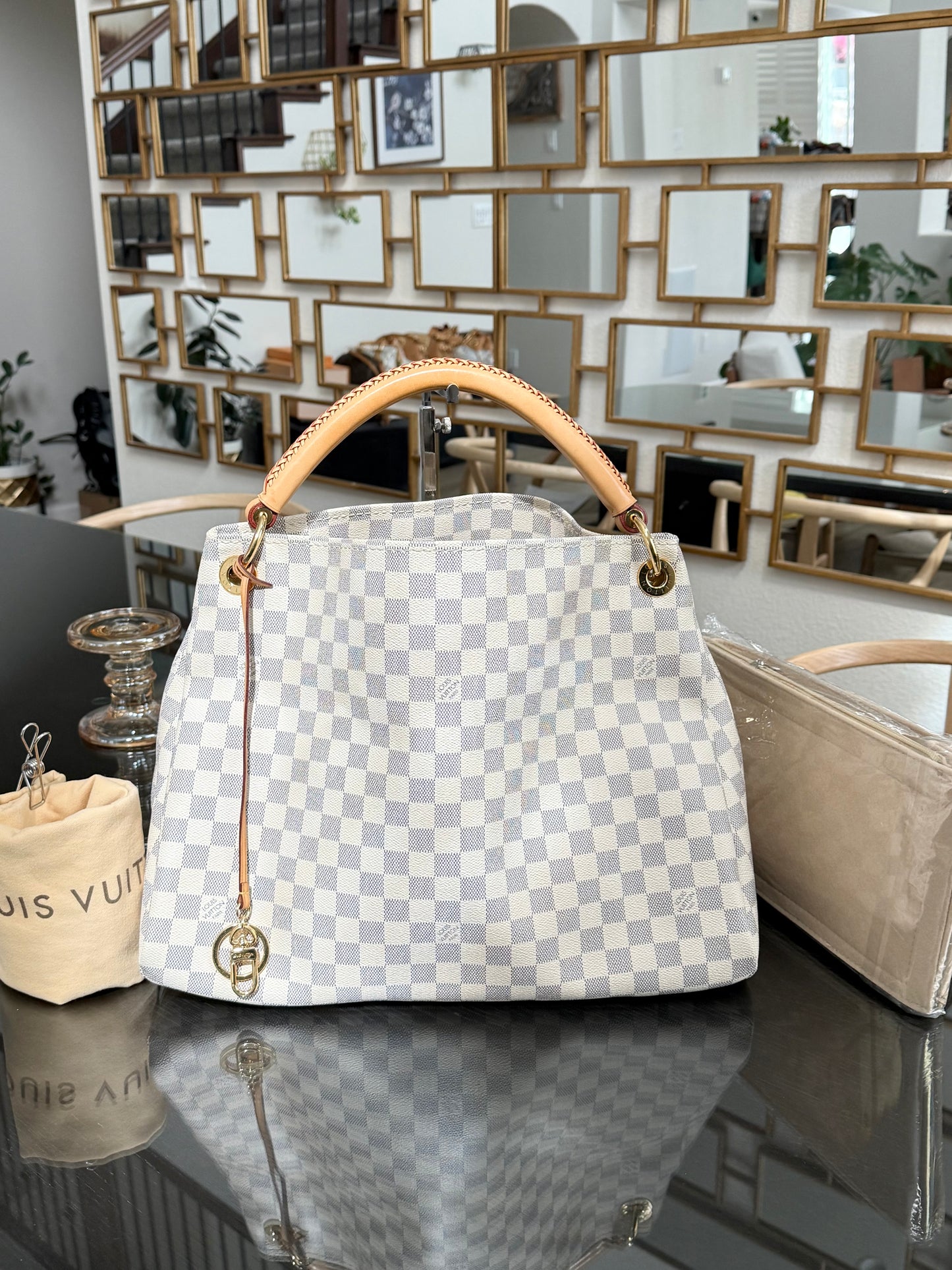 Artsy MM Azur with Dustbag and Insert Organizer- 📅 Year: 2011