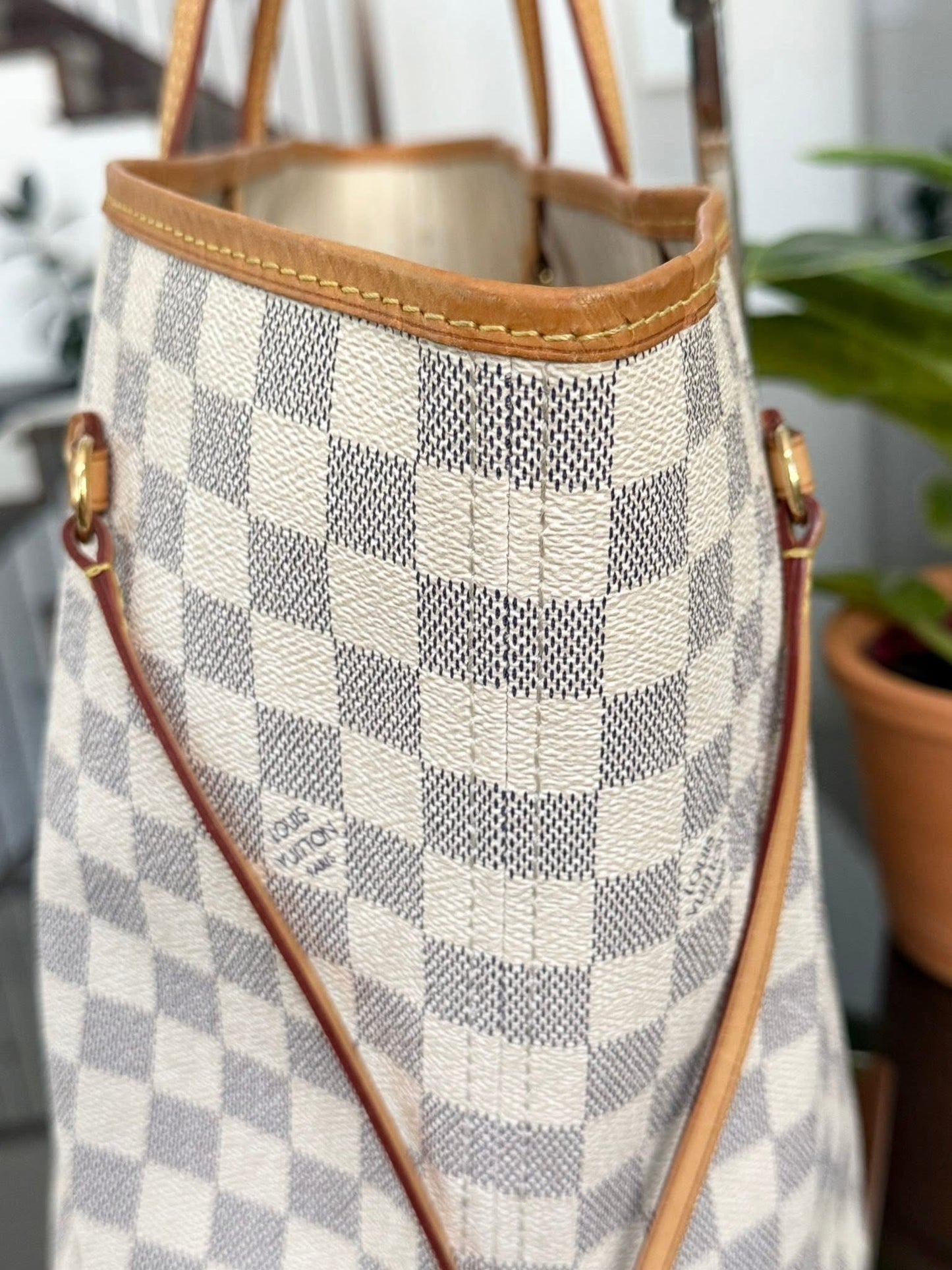 Neverfull GM in Azur with Dustbag Insert Organizer 🗓️ Year: 2012