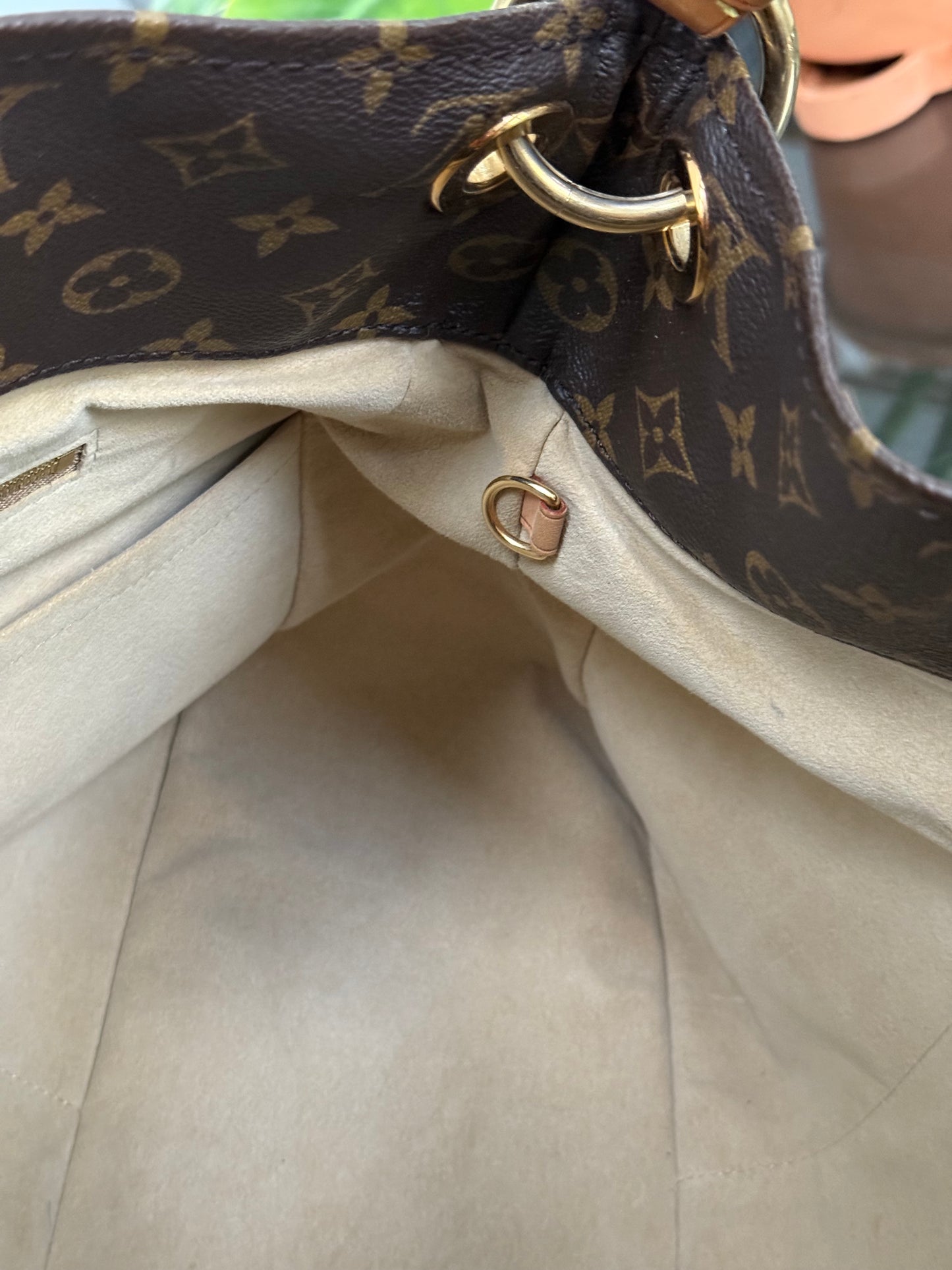 Artsy MM with Dustbag and Insert Organizer 🗓️ Year: 2012