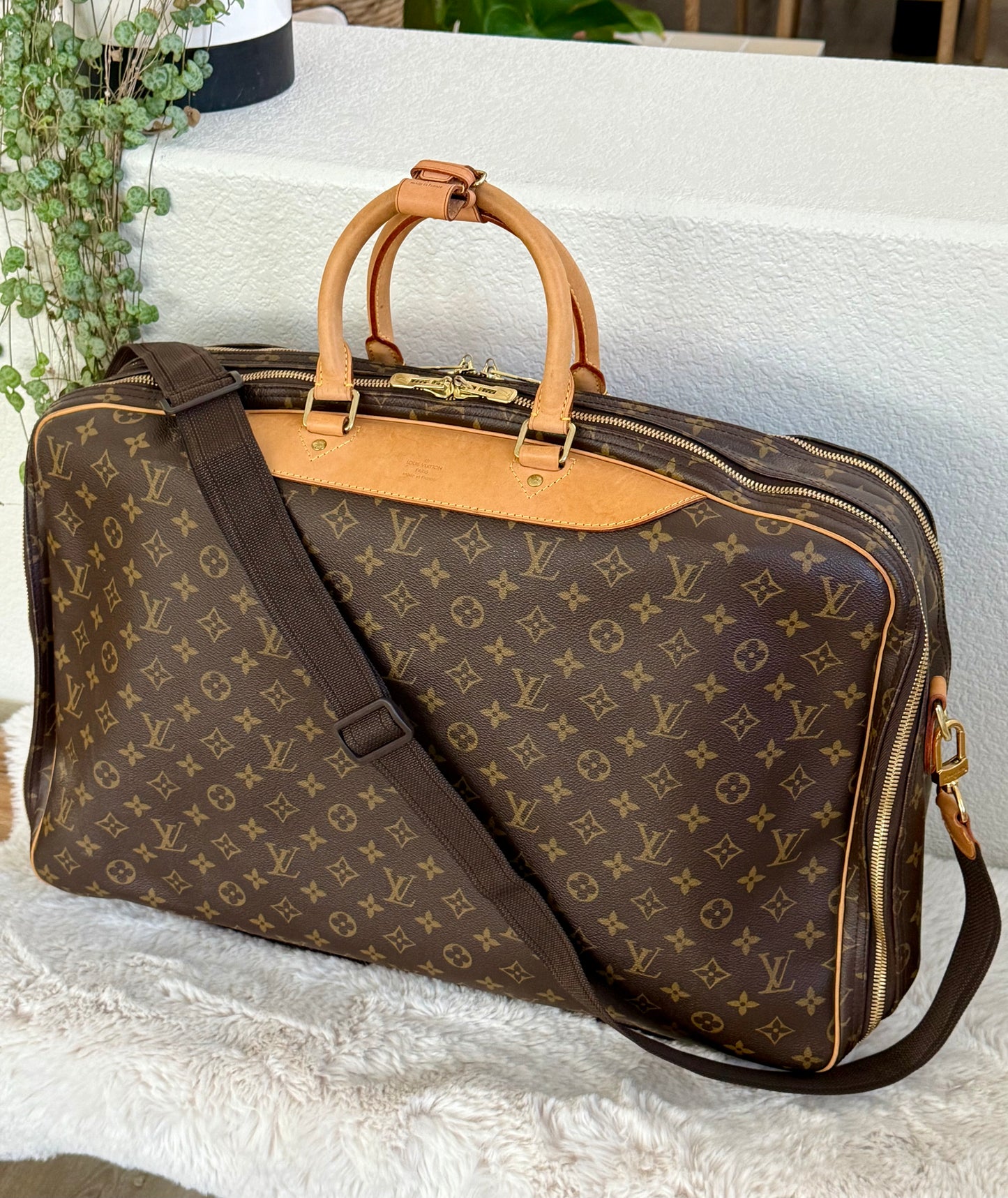 Alize II with Strap and Poignet -🗓️ Year 2005