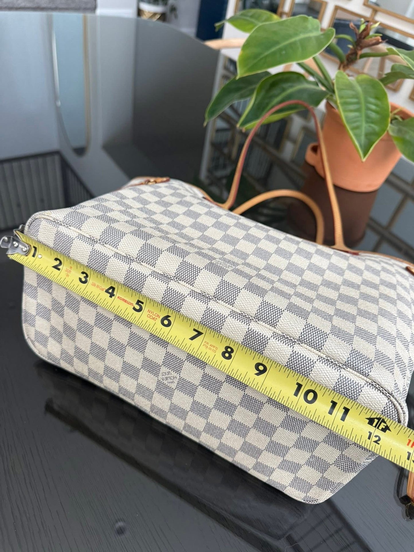 Neverfull MM Azur with Insert Organizer 📅 Year: 2011
