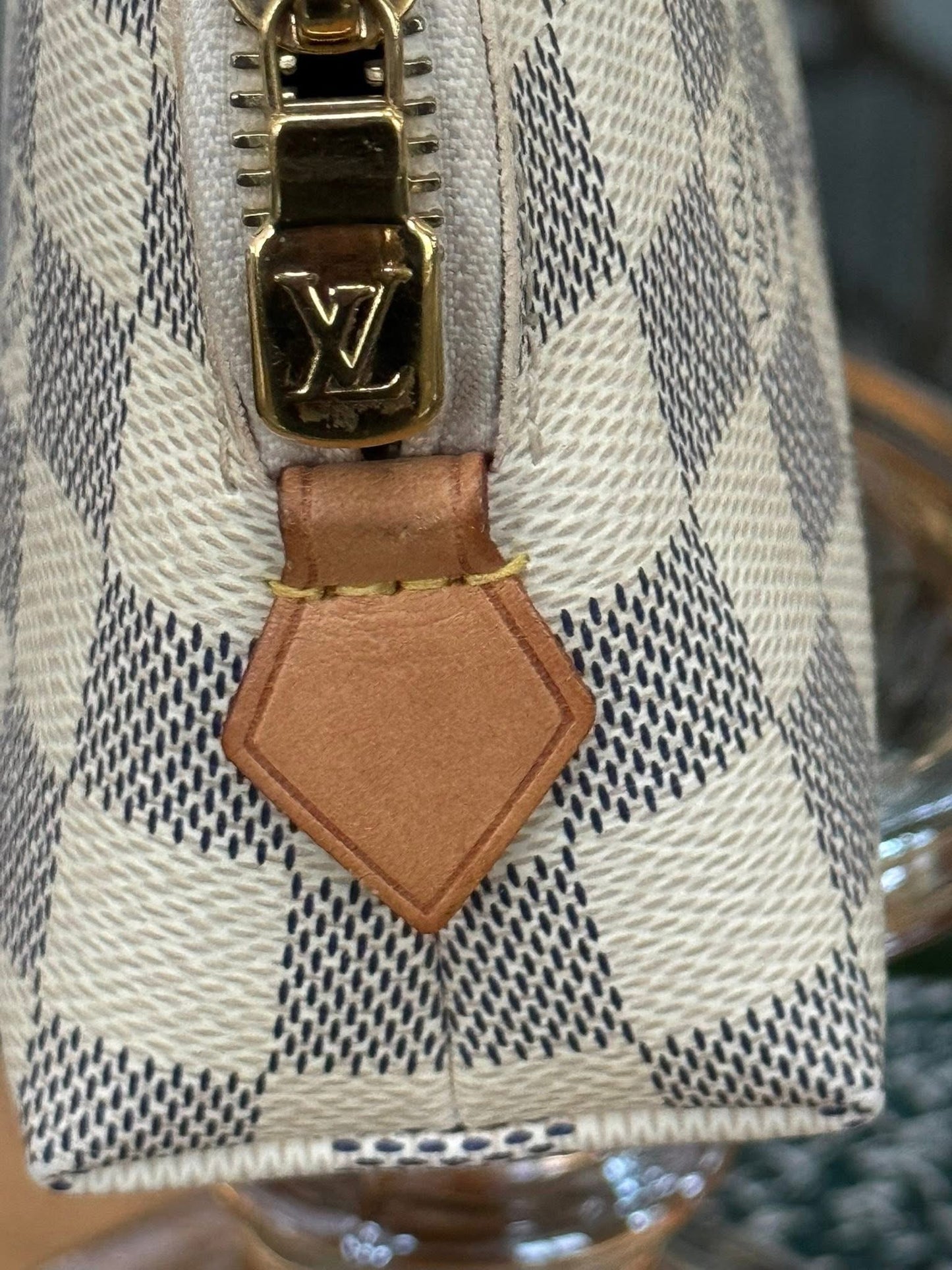 Cosmetic Pouch GM in Azur with Dustbag 🗓️ Year: 2018