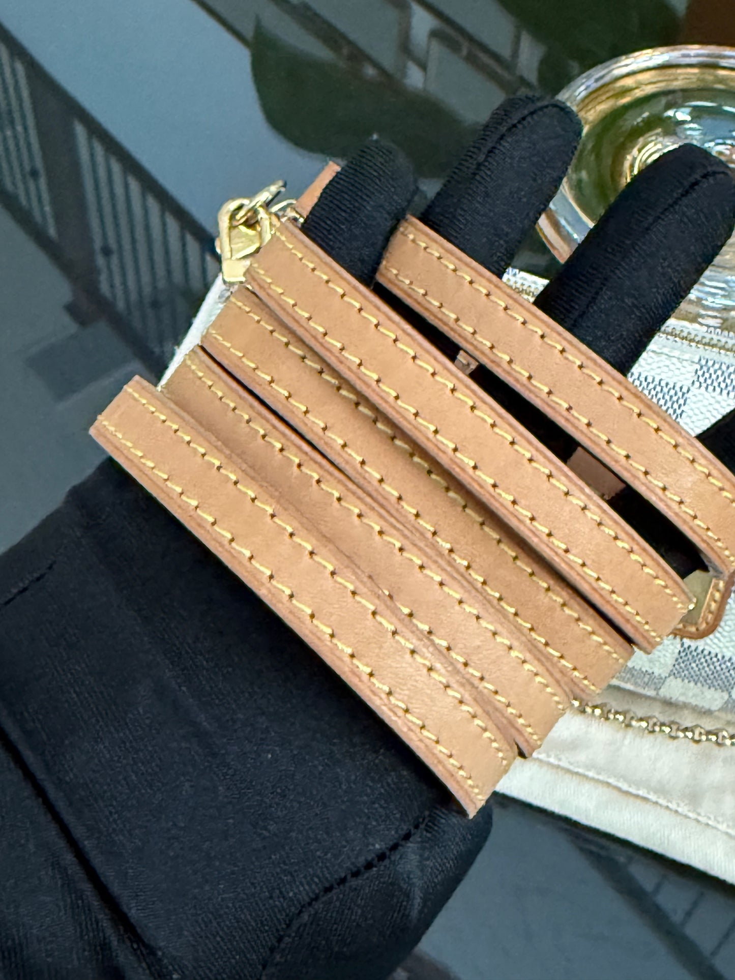 Eva Clutch in Azur with Dustbag and box 🗓️ Year: 2010