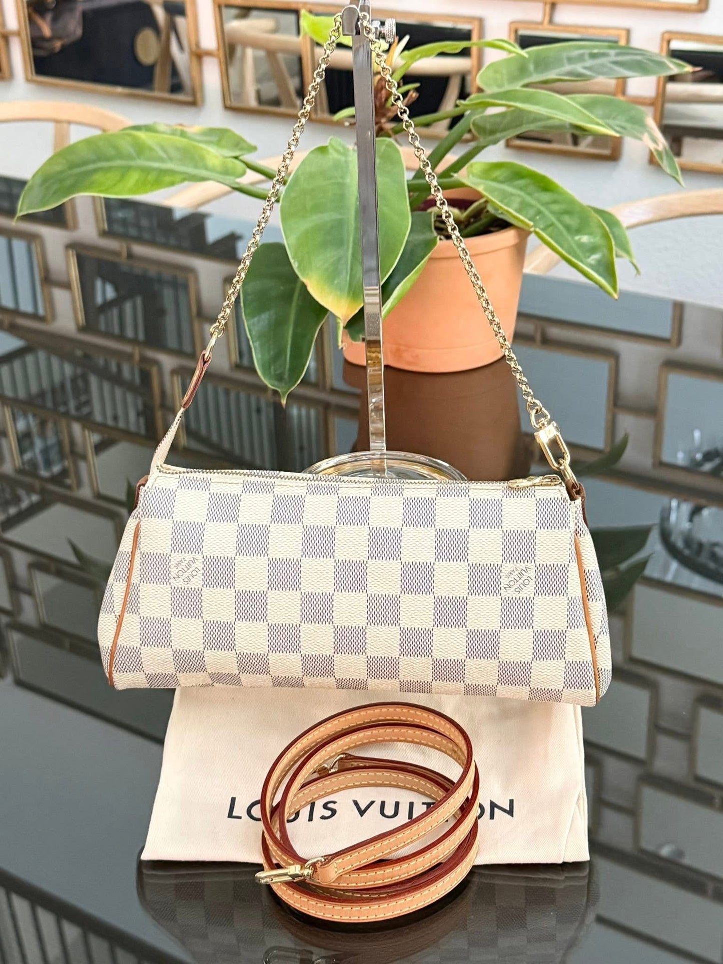 Eva Clutch in DE with Original Strap, Dustbag, Box and Paper bag 🗓️ Year: 2011