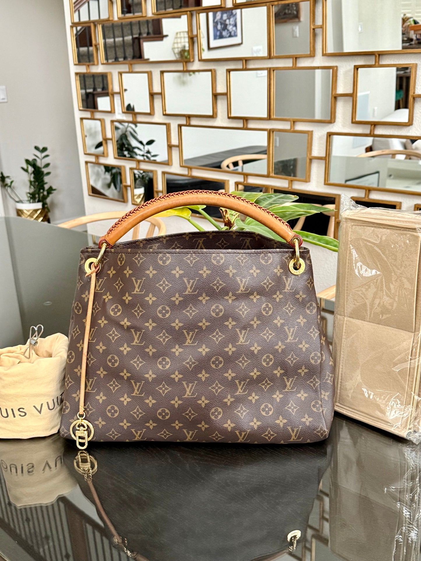 Artsy MM with Dustbag and Insert Organizer 🗓️ Year: 2012